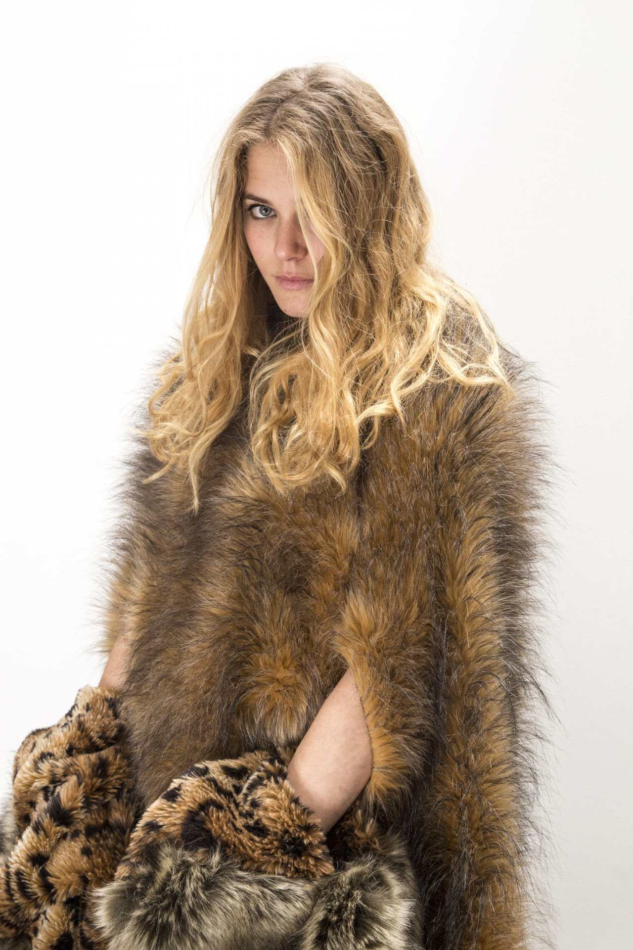 20130908_7048_Lustrousfur_photo by Fred Causse_