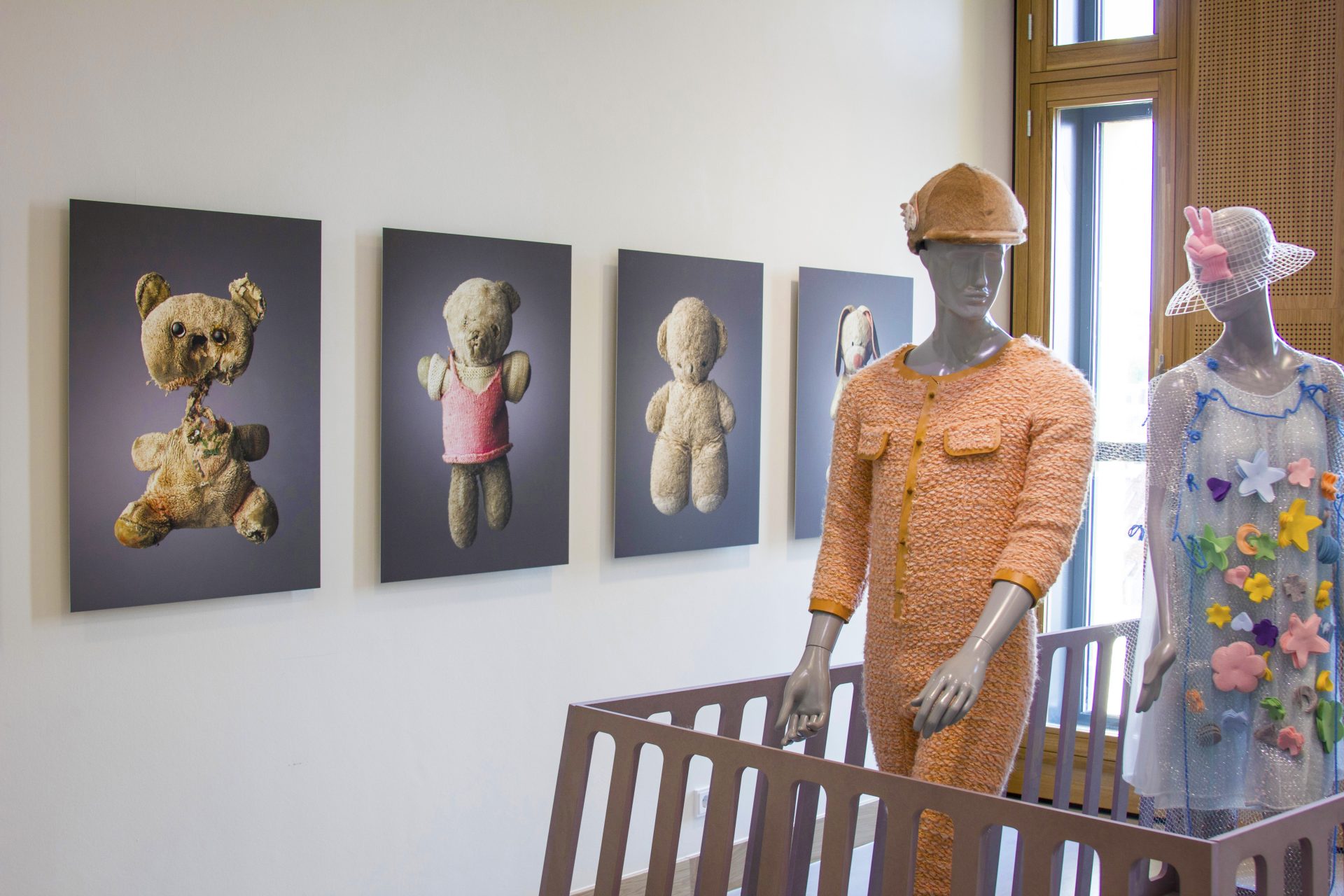 20130908_7048_infantilism by Jochem Esser