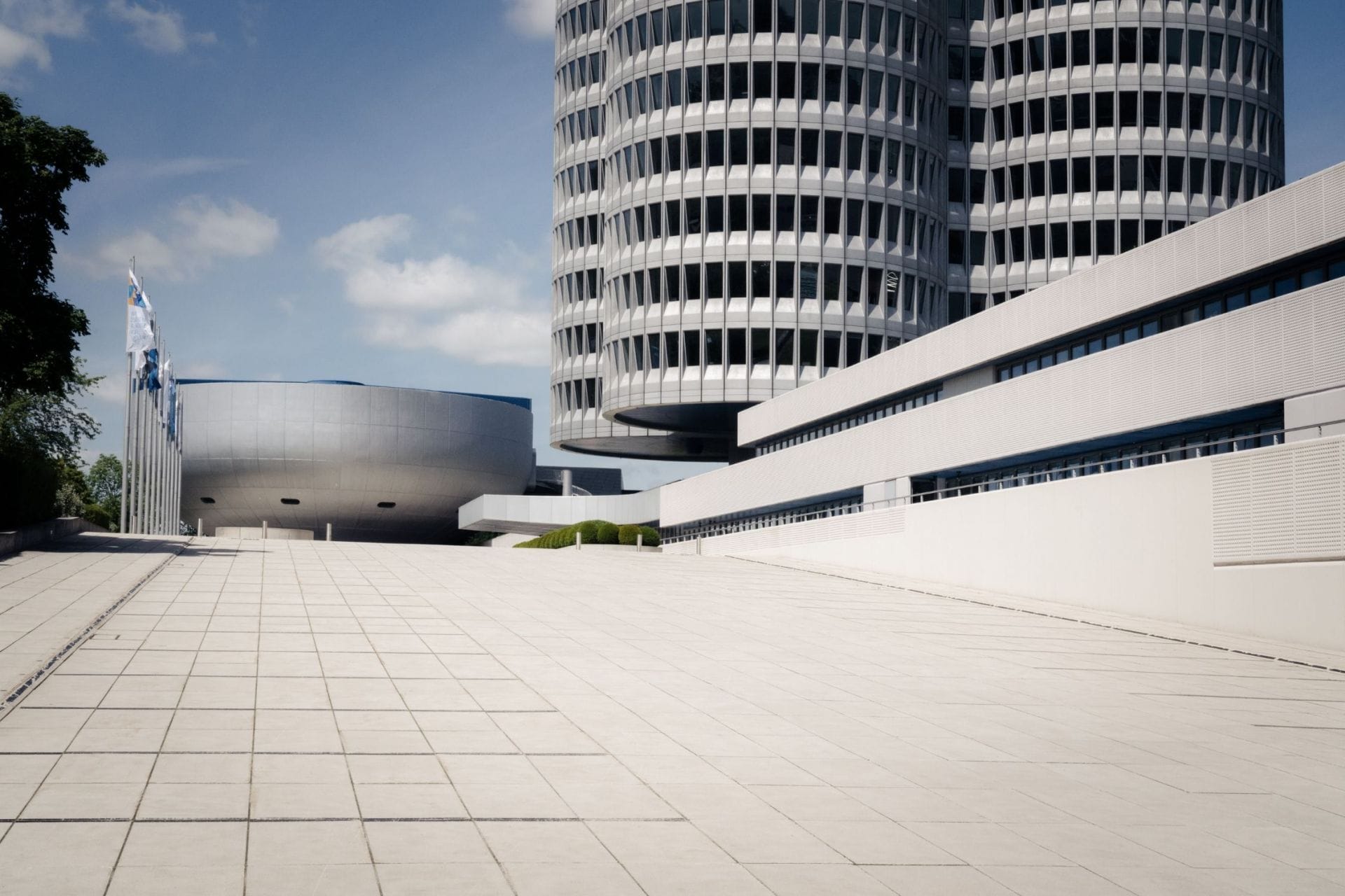 50_lat_bmw_designalive-10