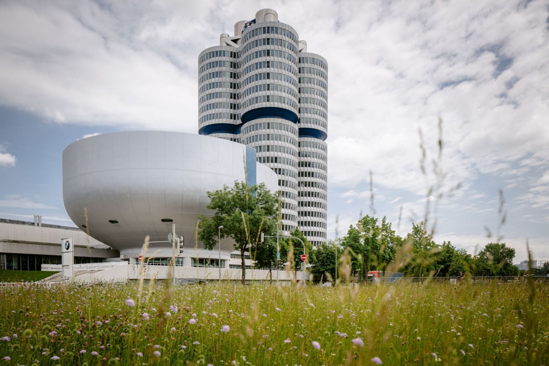 50_lat_bmw_designalive-13