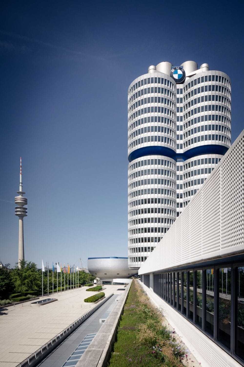 50_lat_bmw_designalive-19