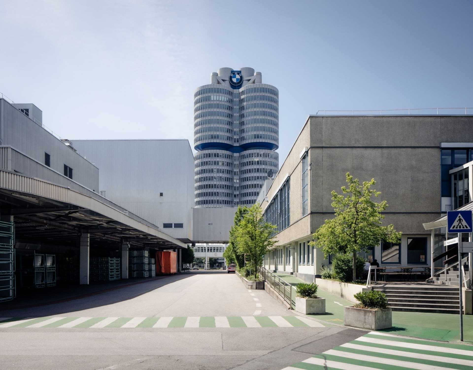 50_lat_bmw_designalive-5