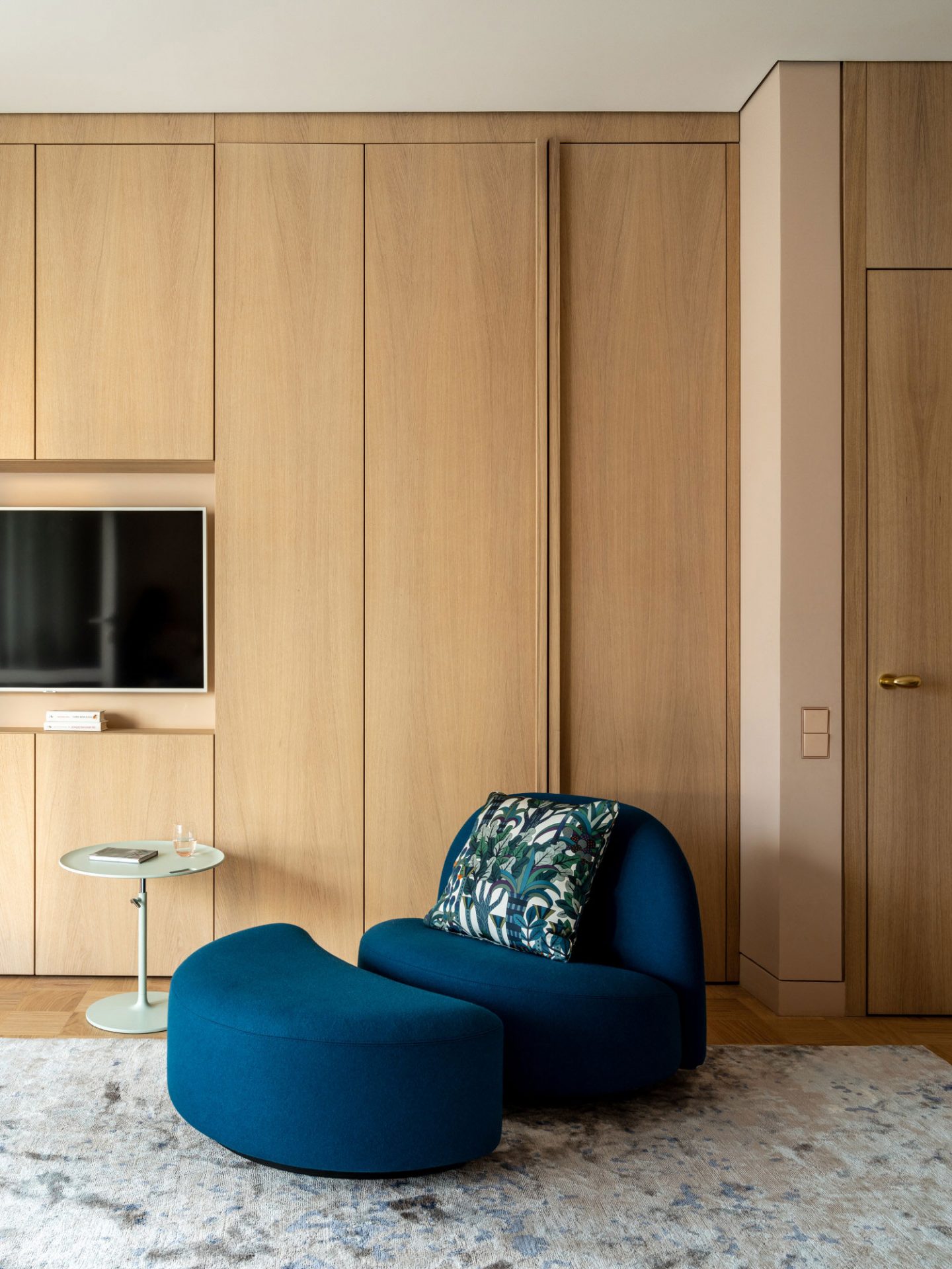 Agnes_Rudzite_Moscow_Appartment_foto_Mikhail_Loskutoff_designalive-19