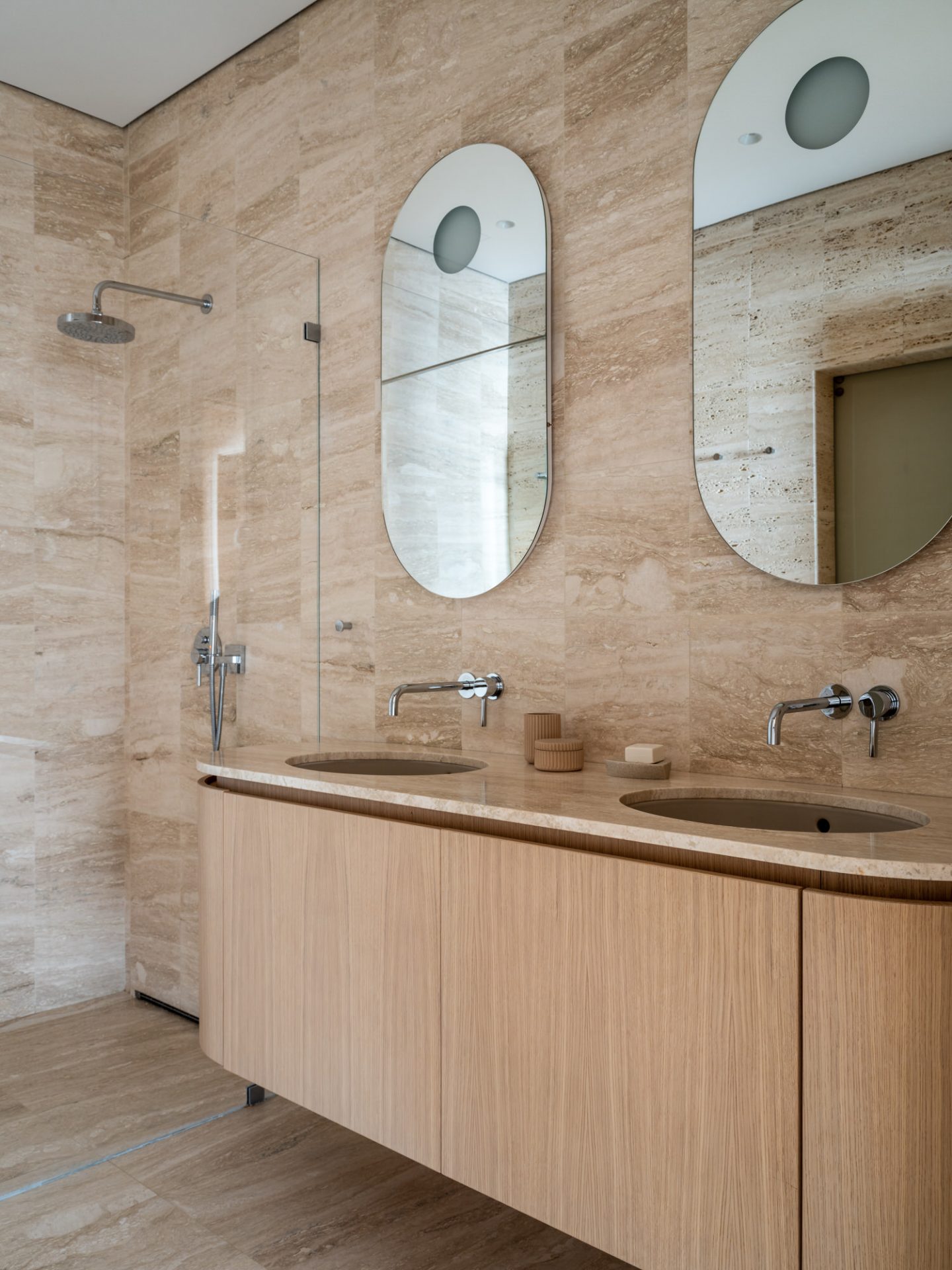 Agnes_Rudzite_Moscow_Appartment_foto_Mikhail_Loskutoff_designalive-28