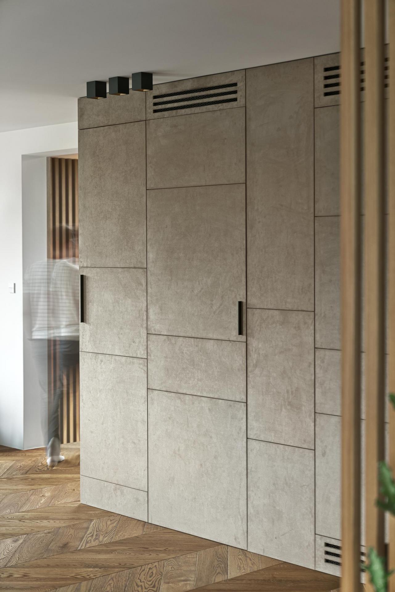 BAJERSOKOL_DARK-BROWN-II_designalive-9