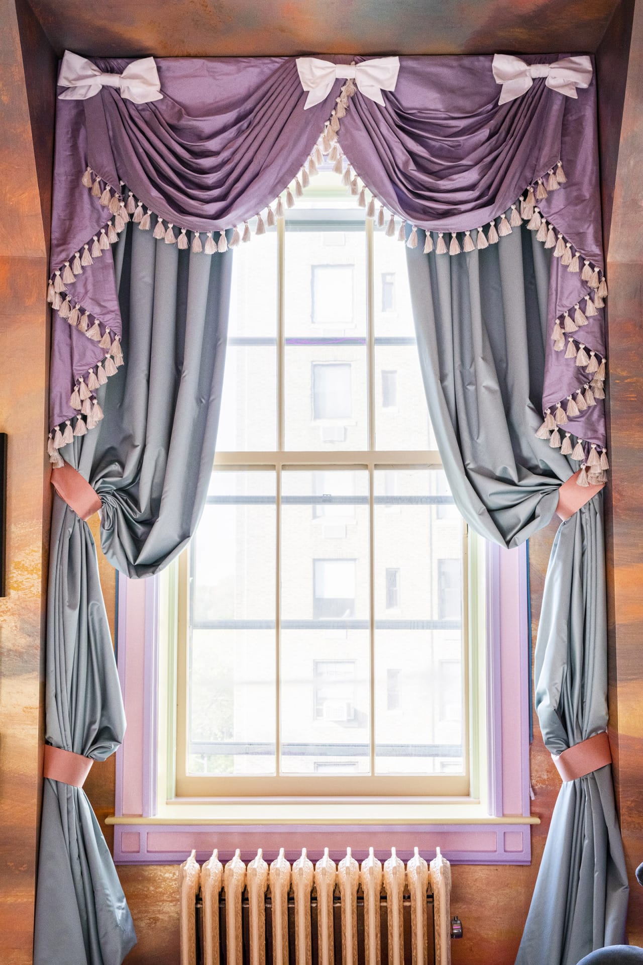 Barbiecore_Sasha_Bikoff_Design_Alive.pl11