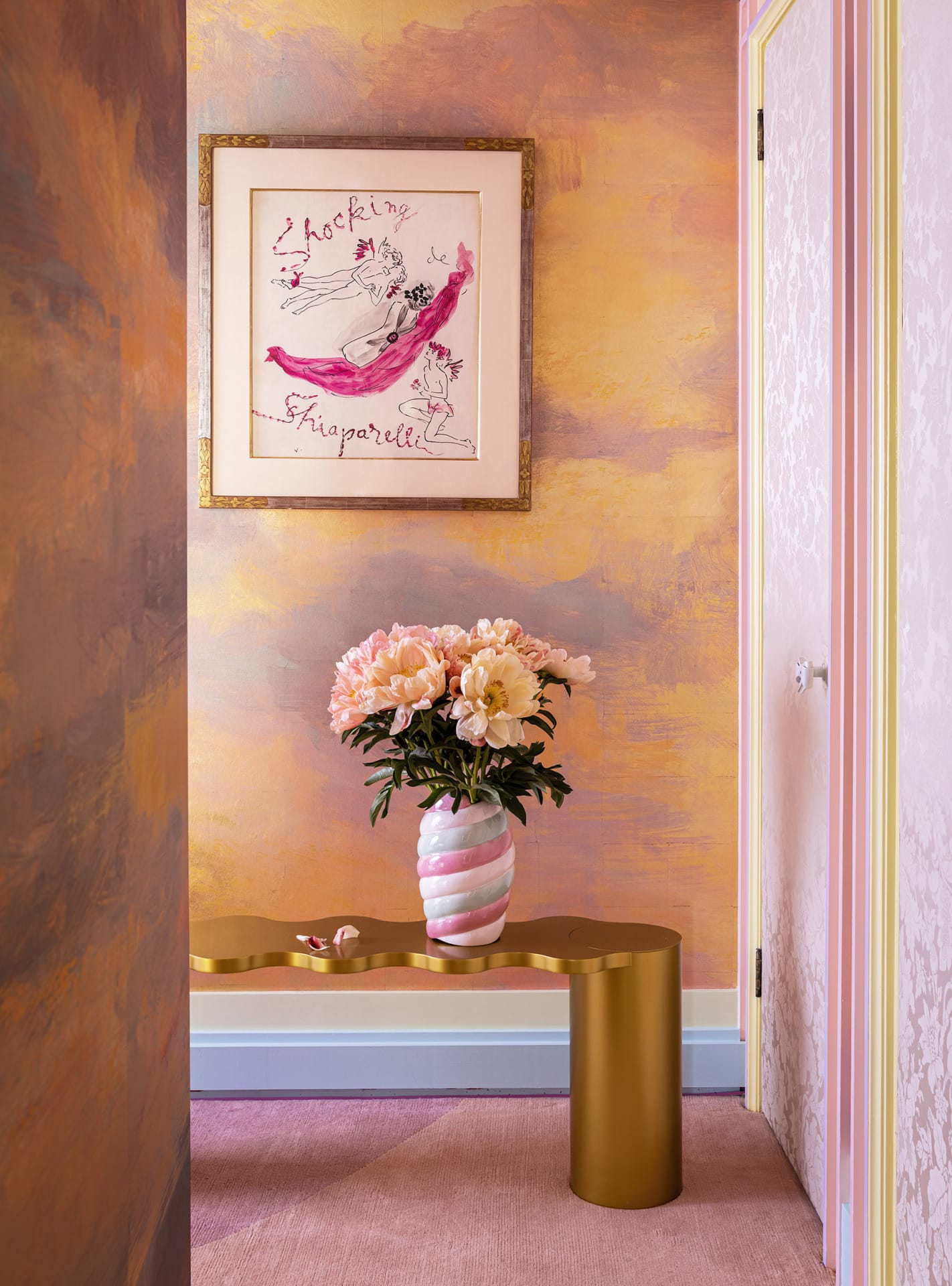 Barbiecore_Sasha_Bikoff_Design_Alive.pl34