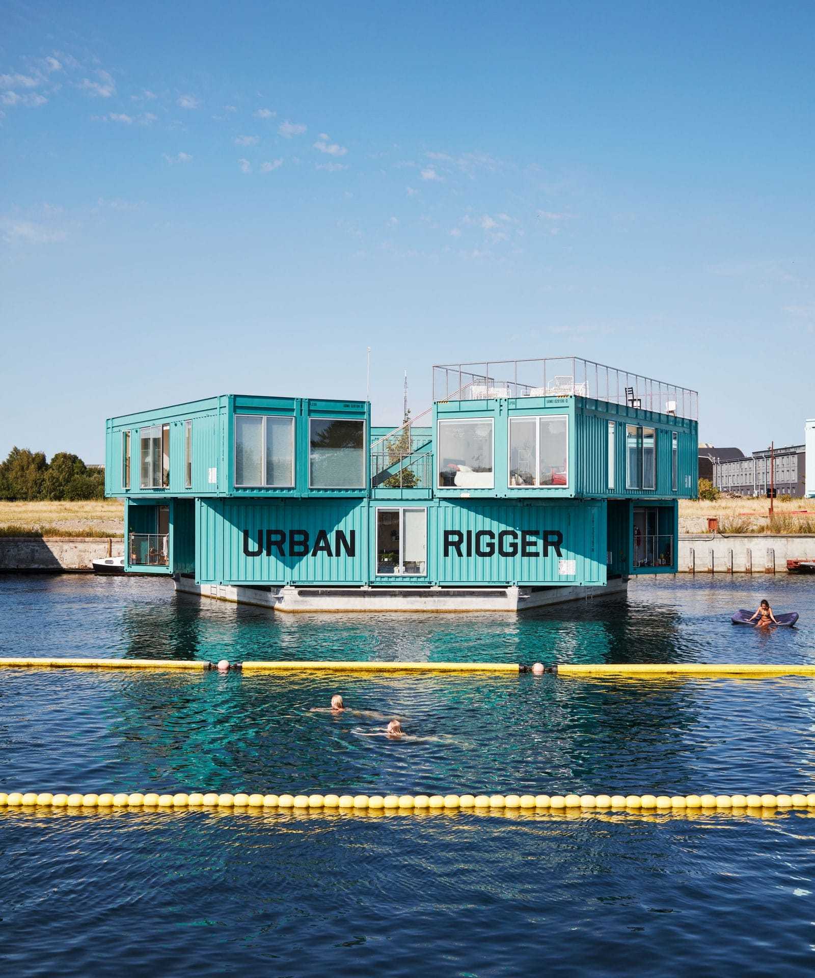 bjarke_ingels_houseboat_foto_pernille_loof_and_thomas_loof_designalive-1