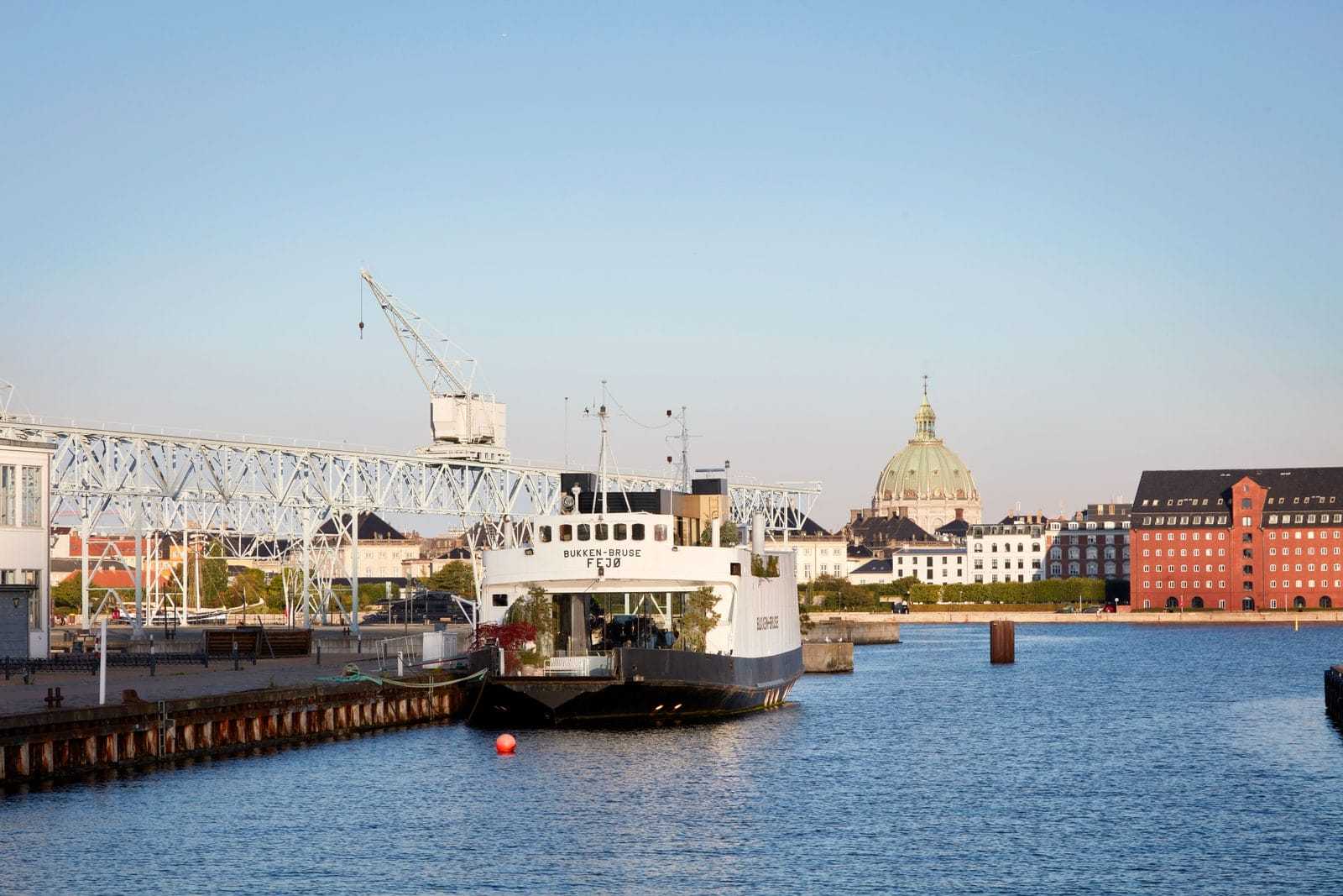 bjarke_ingels_houseboat_foto_pernille_loof_and_thomas_loof_designalive-11