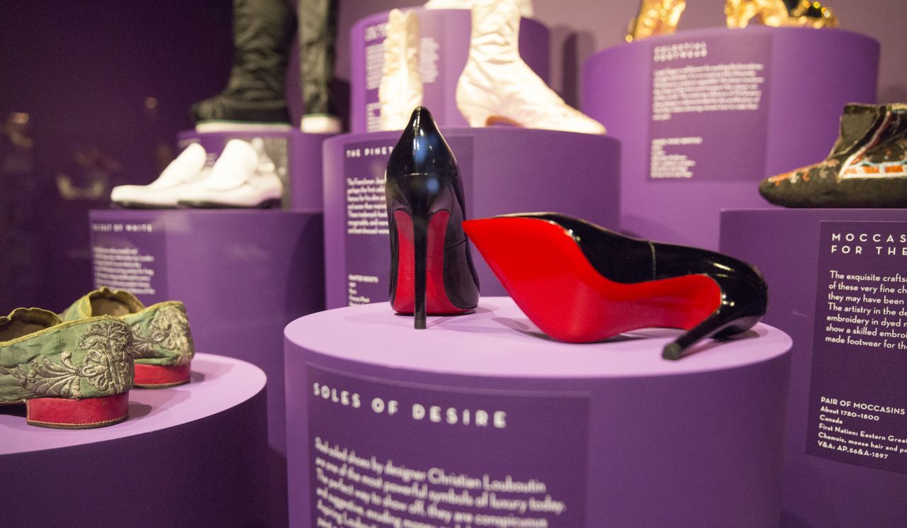 9-_installation_view_of_shoes_pleasure_and_pain_13_june_2015_-_31_january_2016_c_victoria_and_albert_museum_london