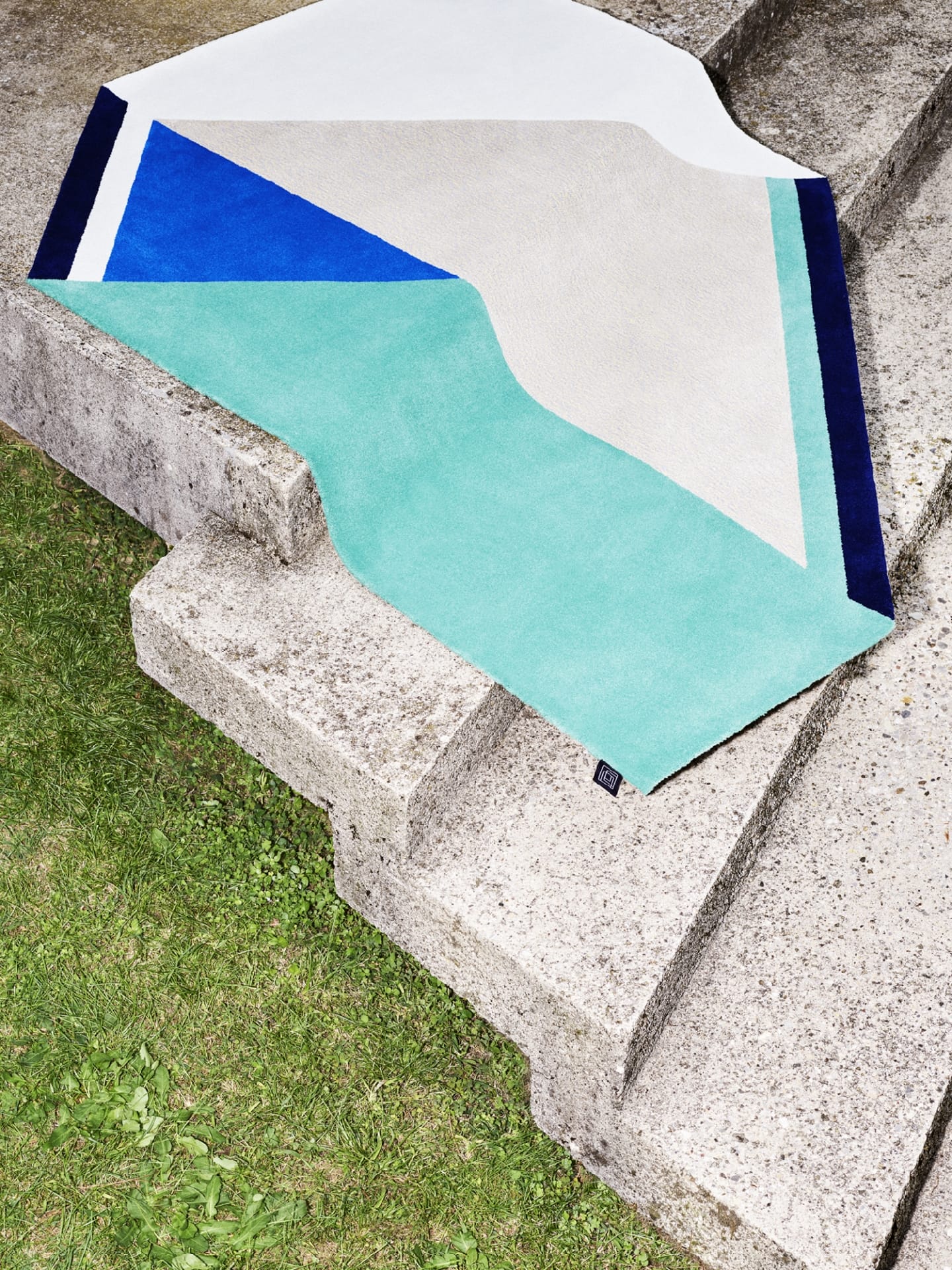 Carpet-Edition_Roquebrune_photo-Omar-Sartor_designalive-1