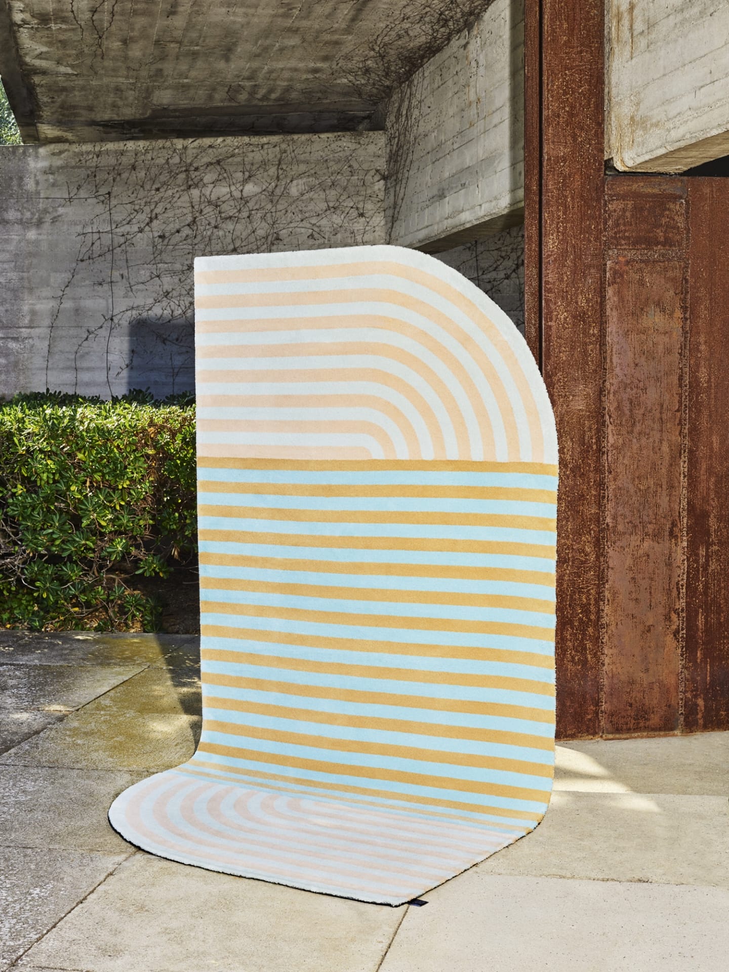 Carpet-Edition_Roquebrune_photo-Omar-Sartor_designalive-3