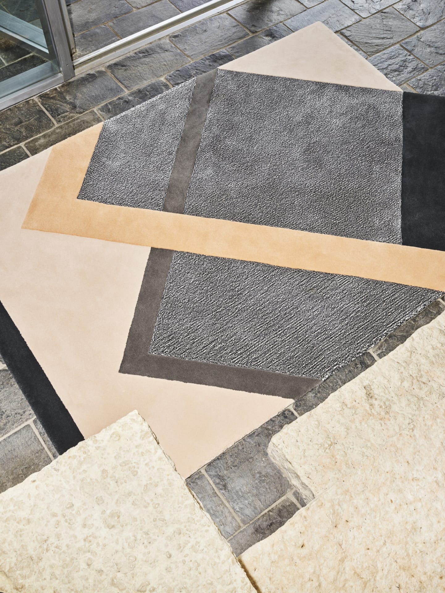 Carpet-Edition_Roquebrune_photo-Omar-Sartor_designalive-8