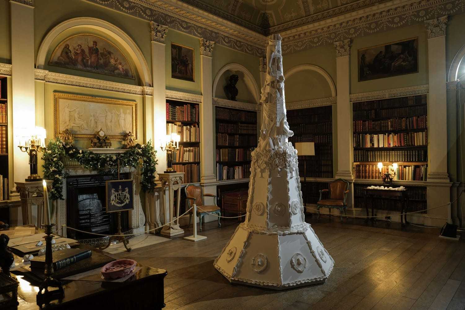 christmas-tree-harewood-house_designalive-5