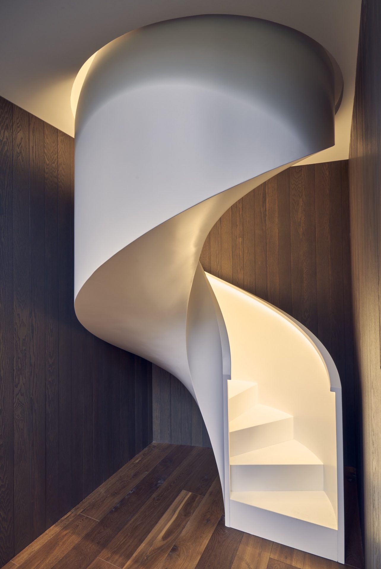 circle_wood_house_designalive-4