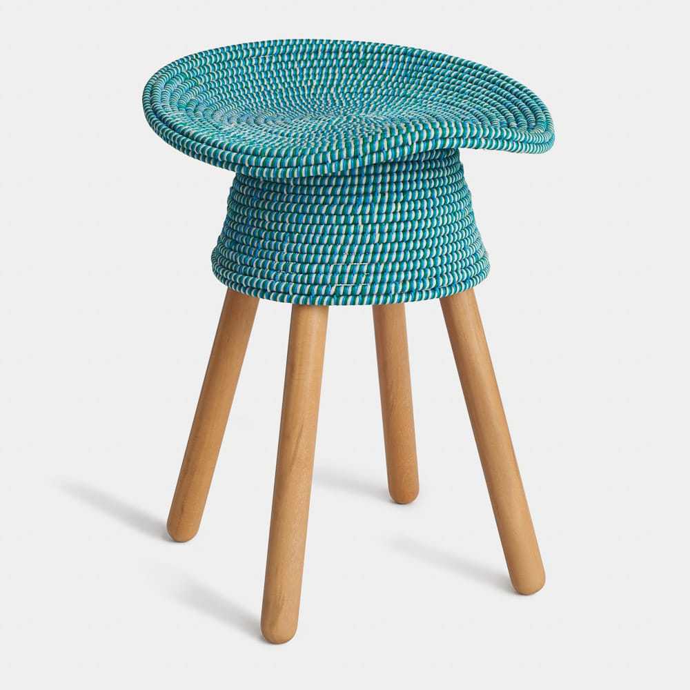 coiled-stool5