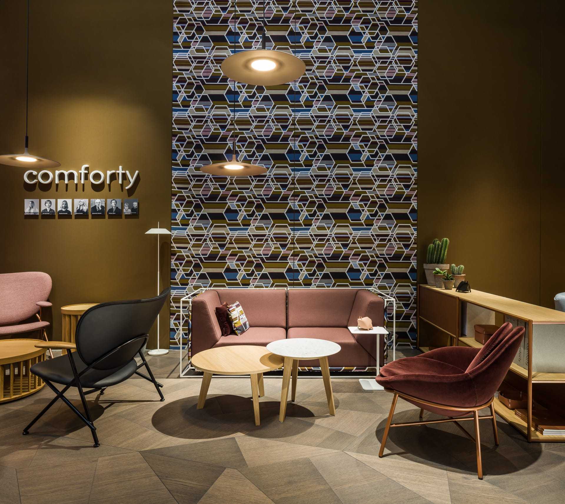 comforty-milano2018-both-documentation-photo-ernest_winczyk-103-pano_2048px