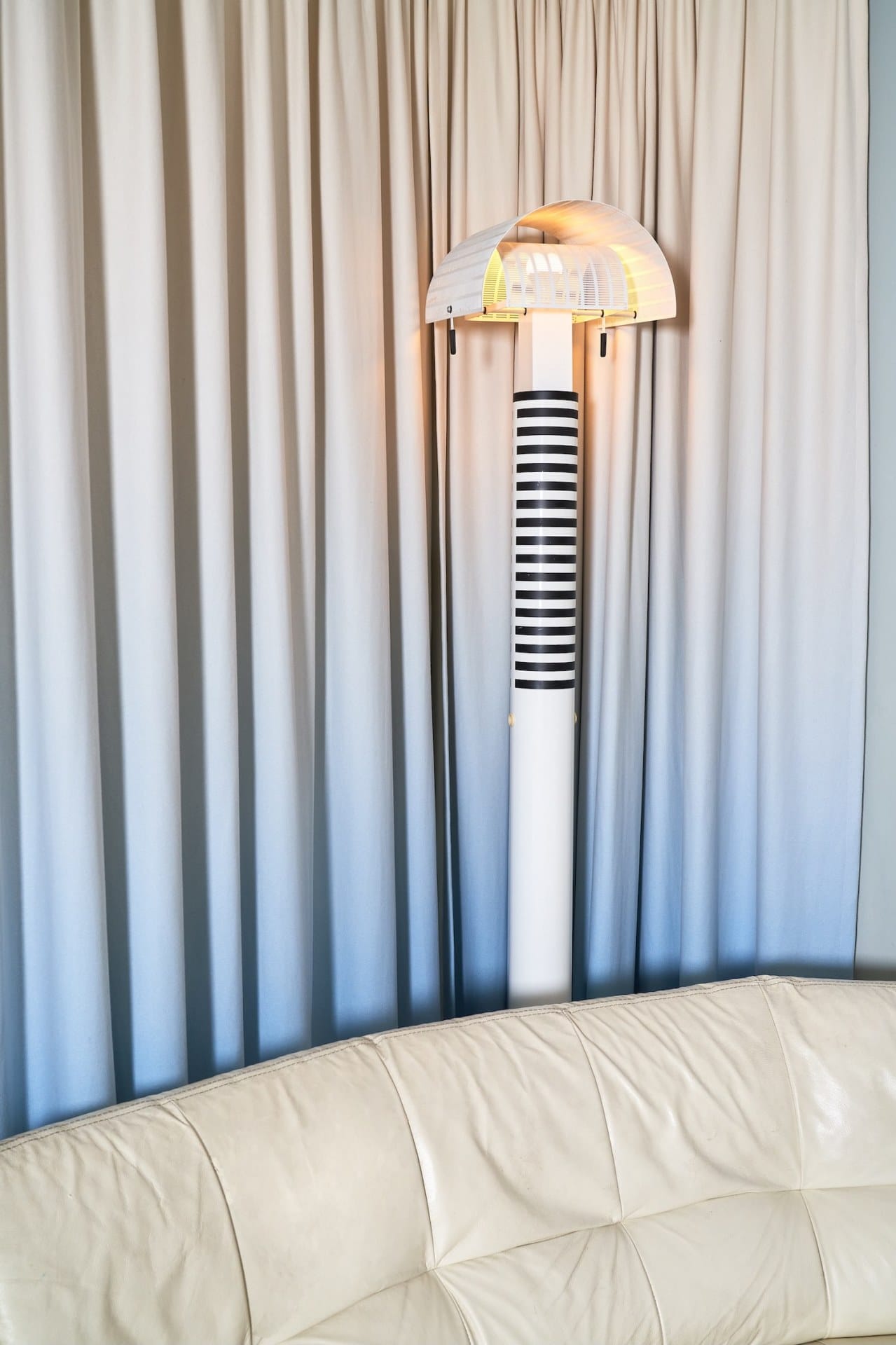 Dom_w_stylu_Memphis_designalive10