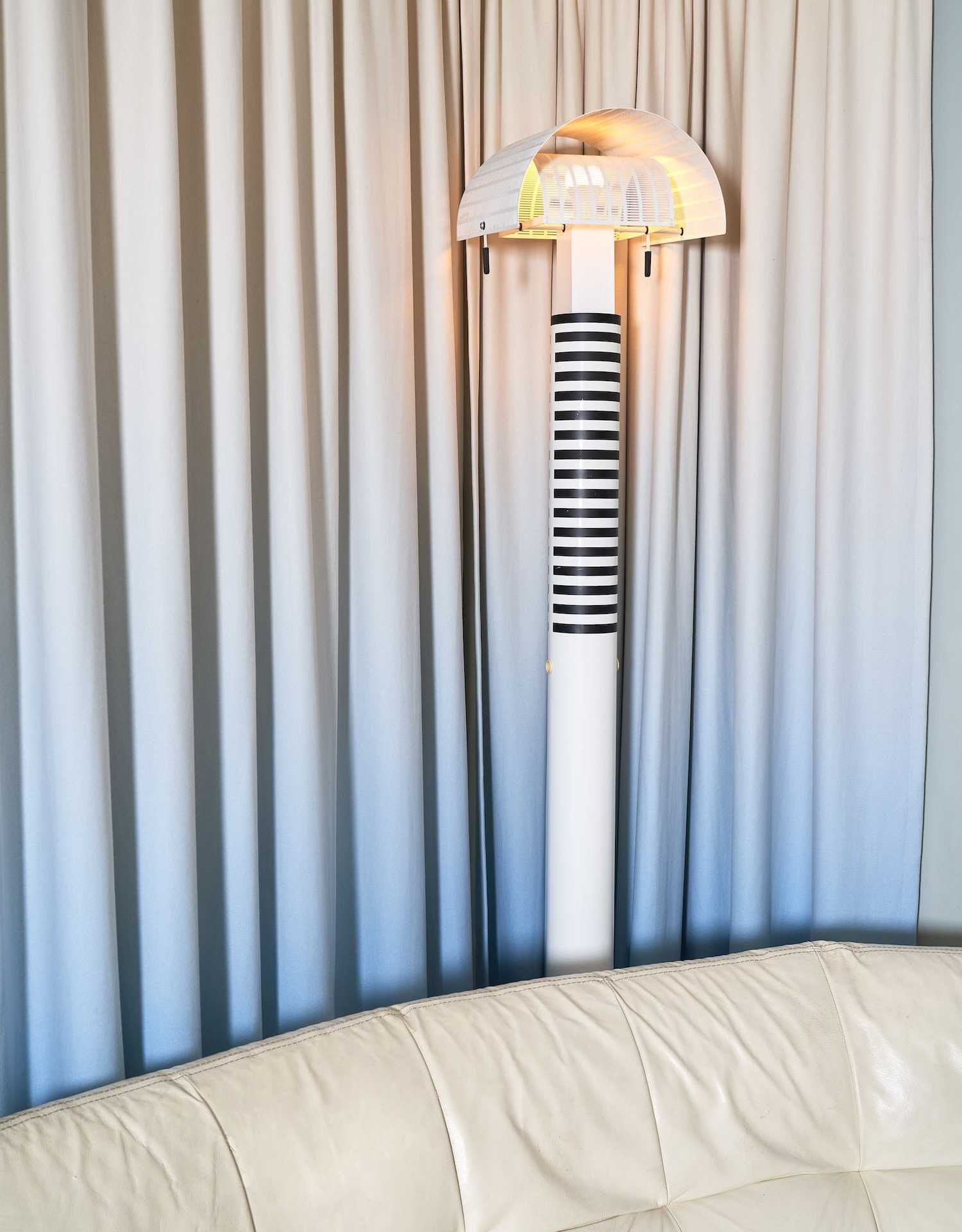Dom_w_stylu_Memphis_designalive10