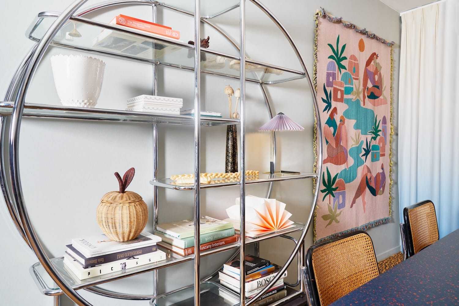 Dom_w_stylu_Memphis_designalive8