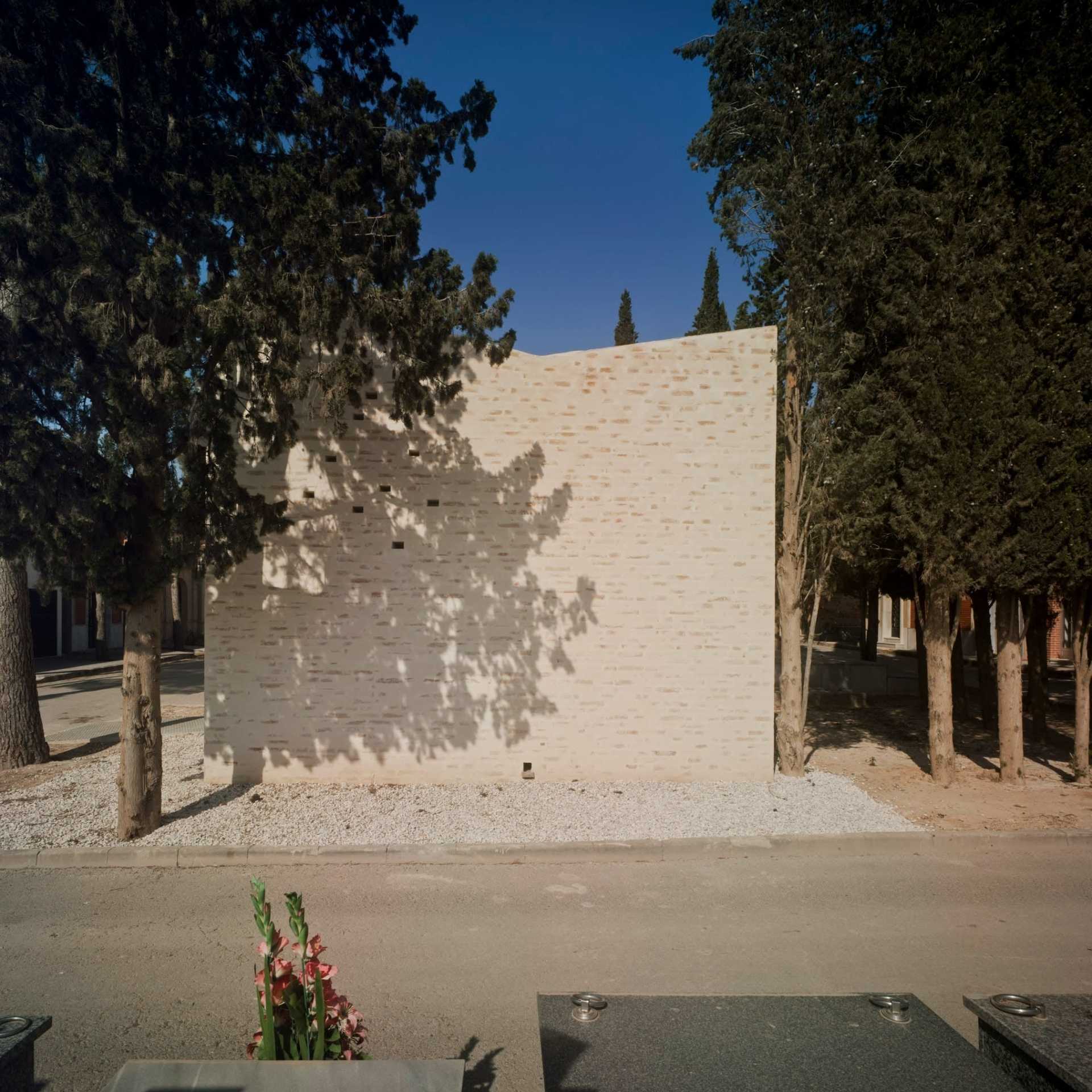 Panteón familiar en el cementerio de Espinardo.