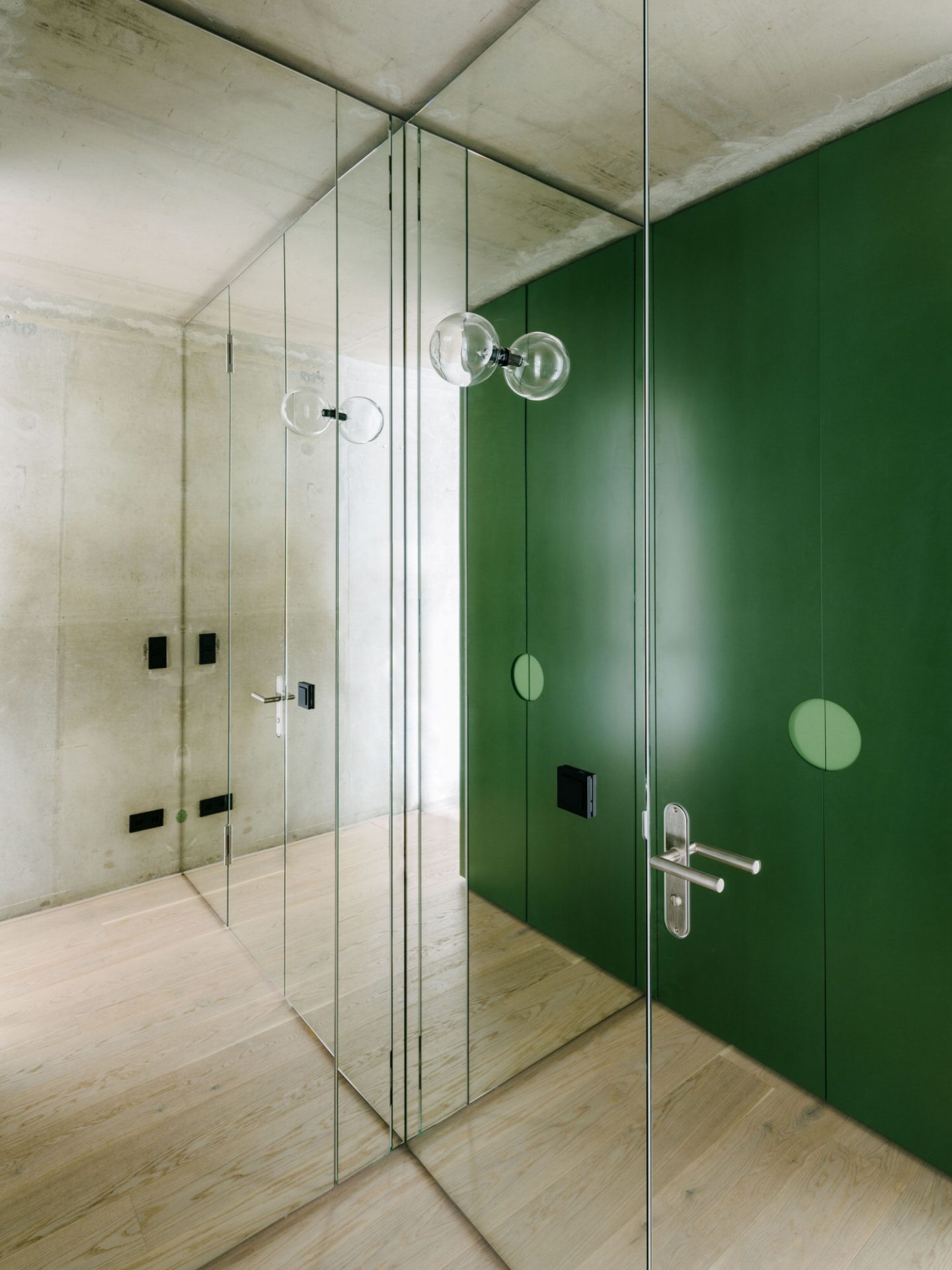 Ester-Bruzkus-Green-Box-Apartment-designalive-21