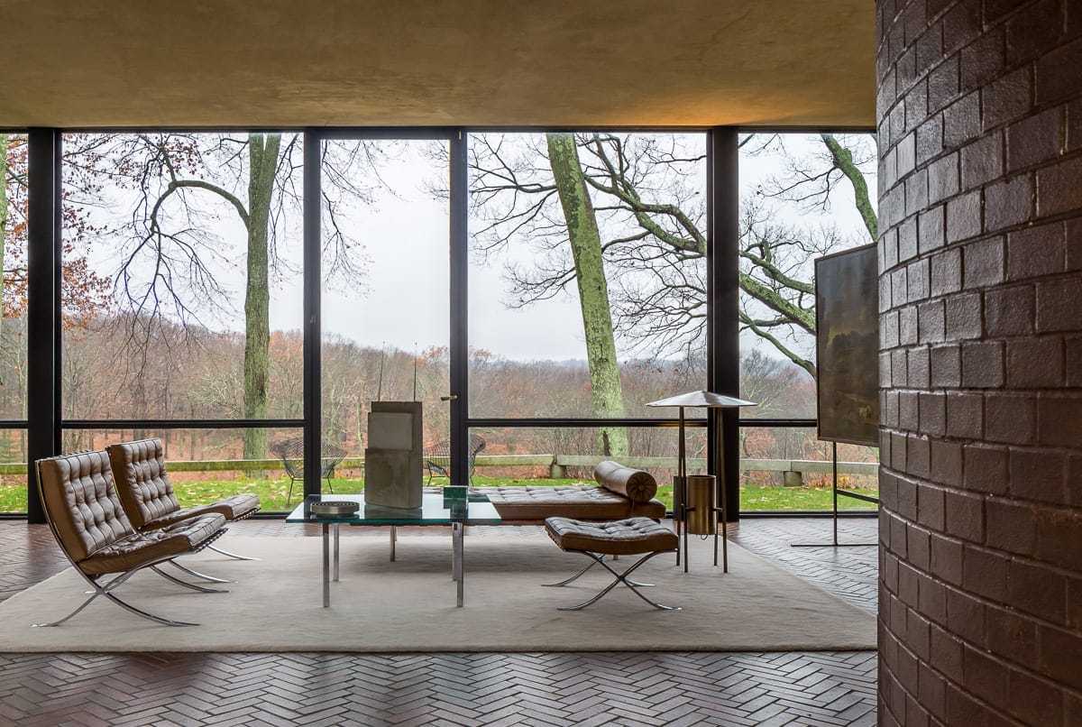 philip-johnson-glass-house-designalive-14