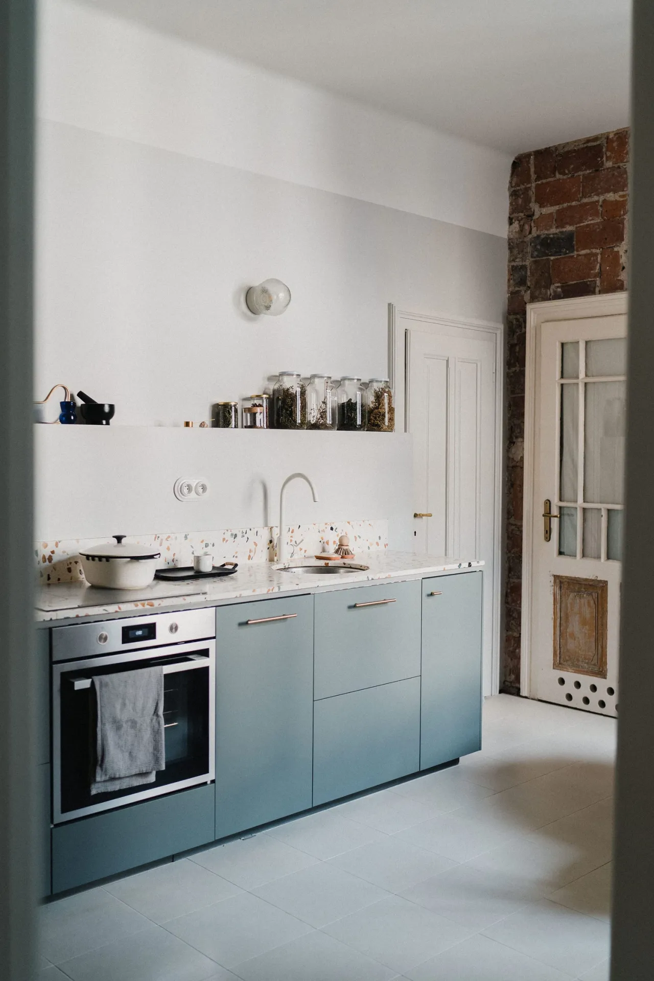Green_Grey_Living_designalive-1