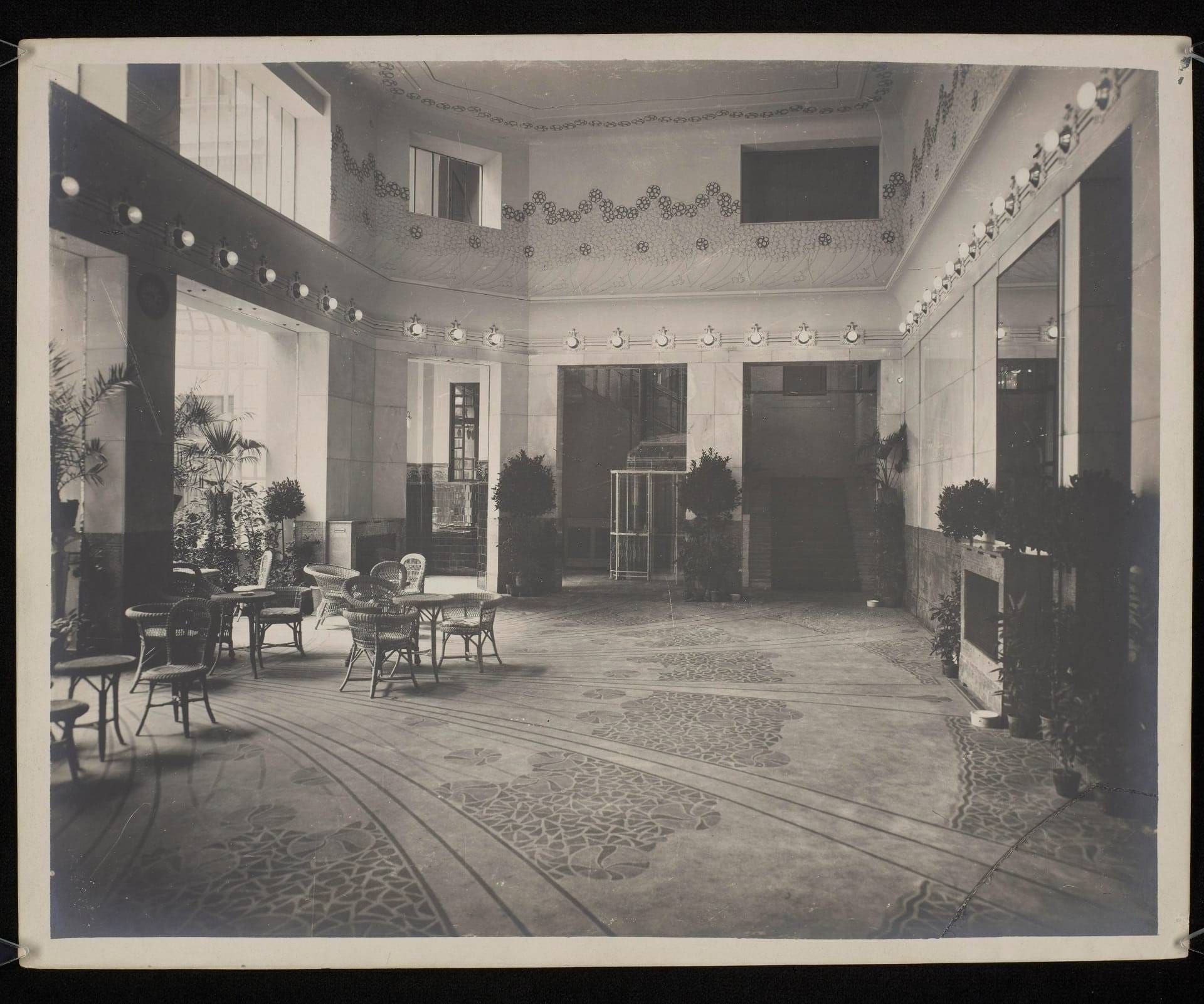 Lobby-1925_hotelbristol_designalive