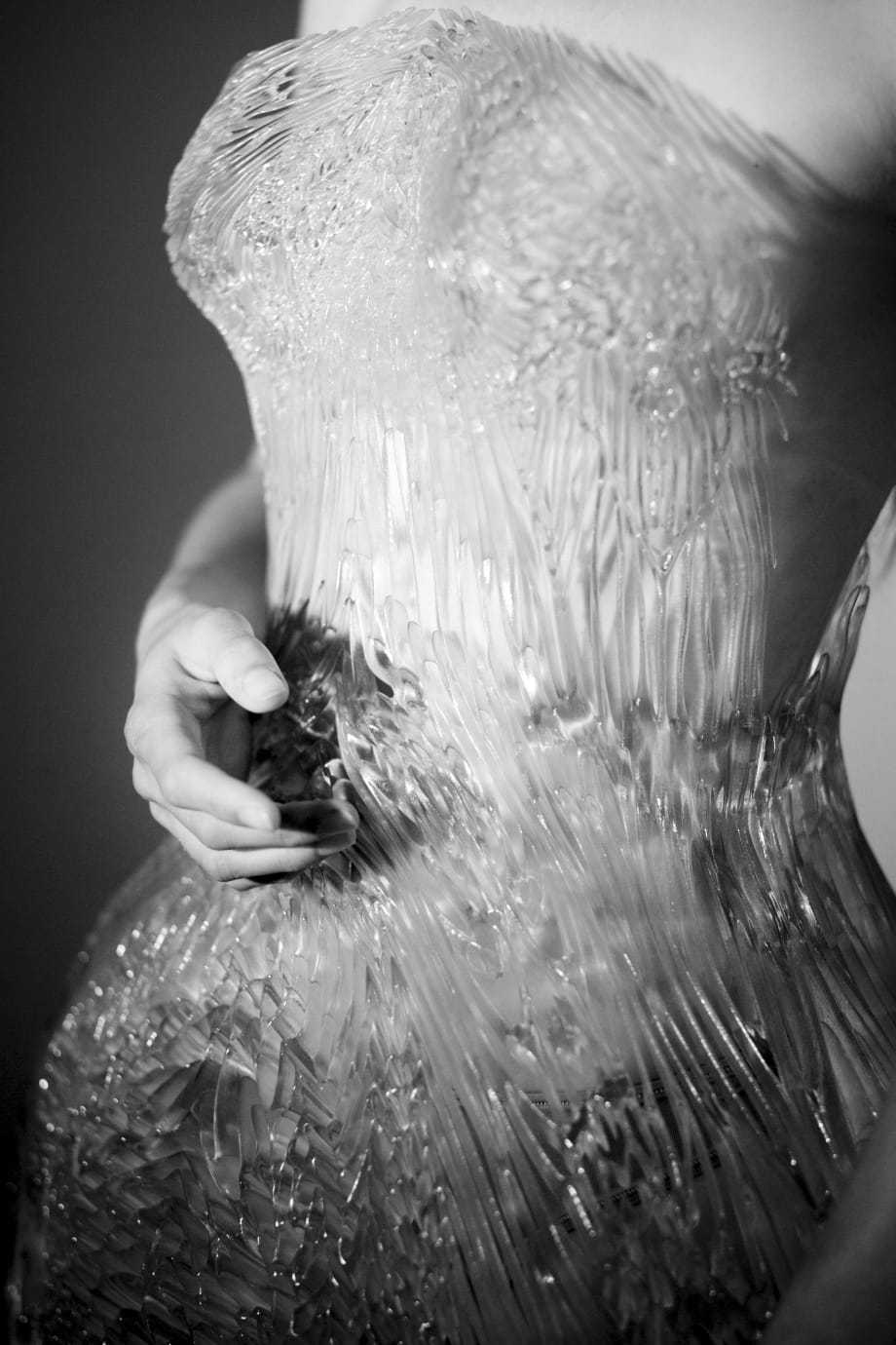 iris_van_herpen-design-alive20