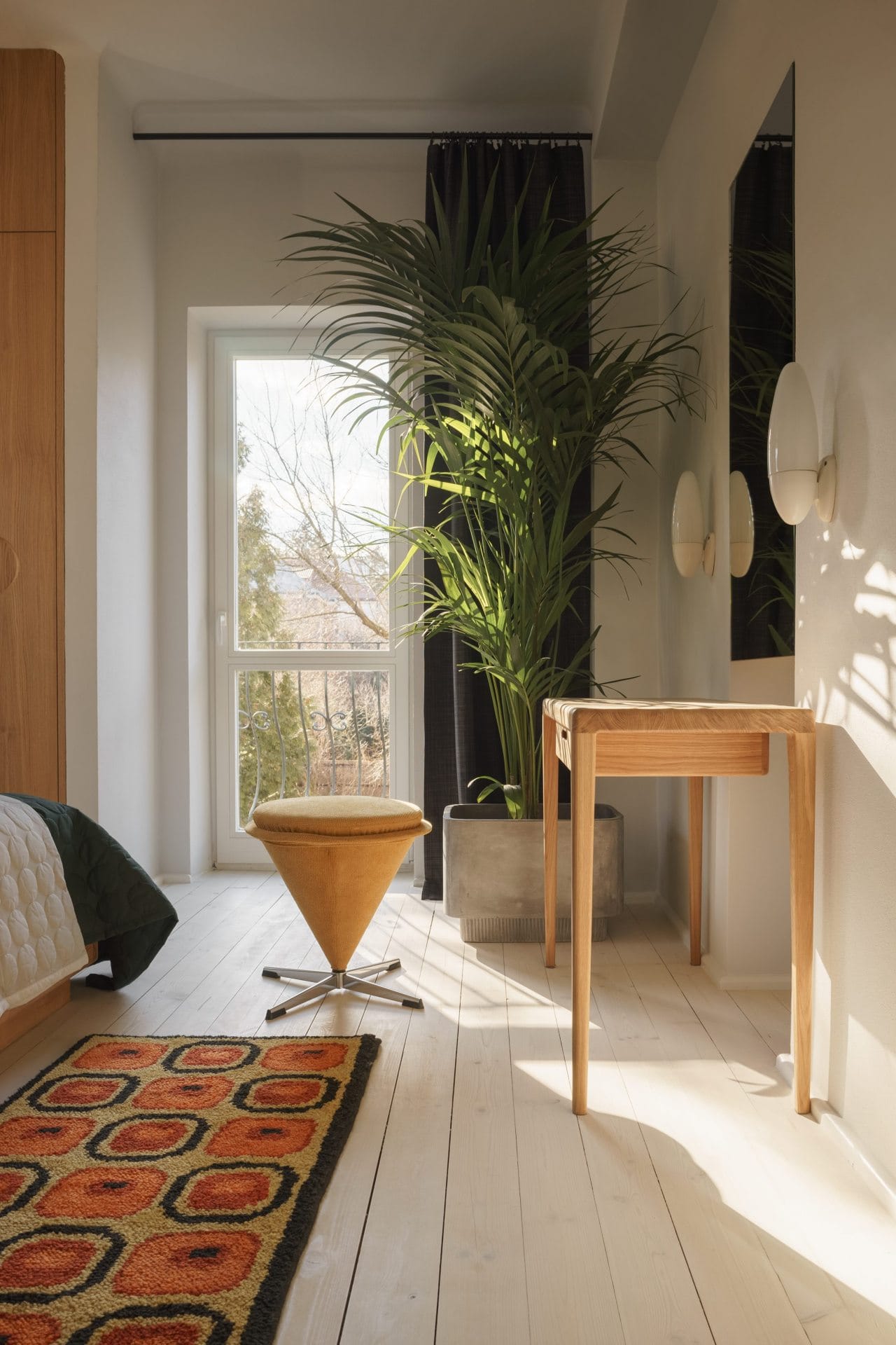 Loft Kolasiński, Joel Hauck