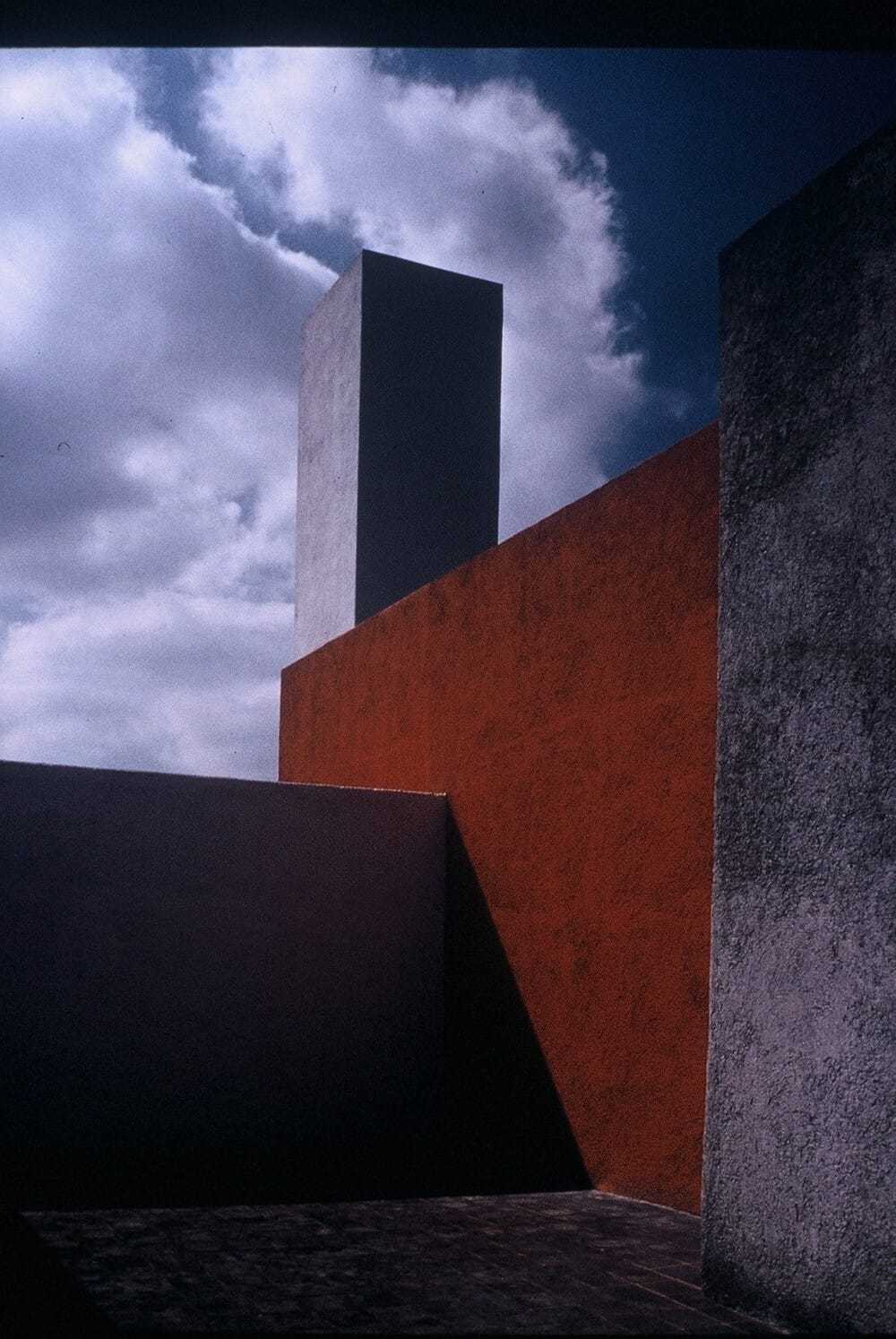 Luis-Barragan-House-designalive-14