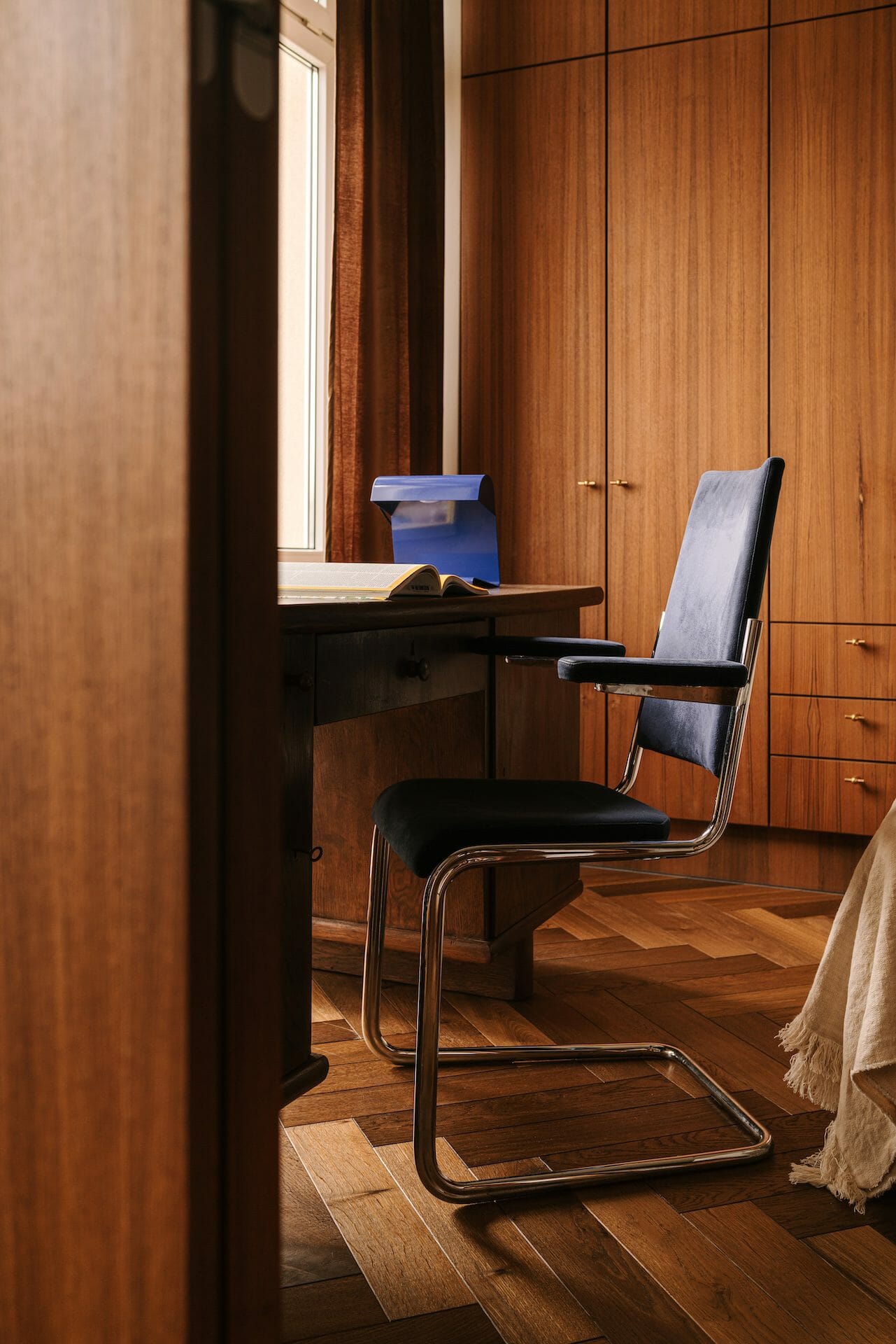 1_Luksusowe_Mieszkanie_Wilanowska_Warszawa_Colombe_Studio_Design_Alive_13