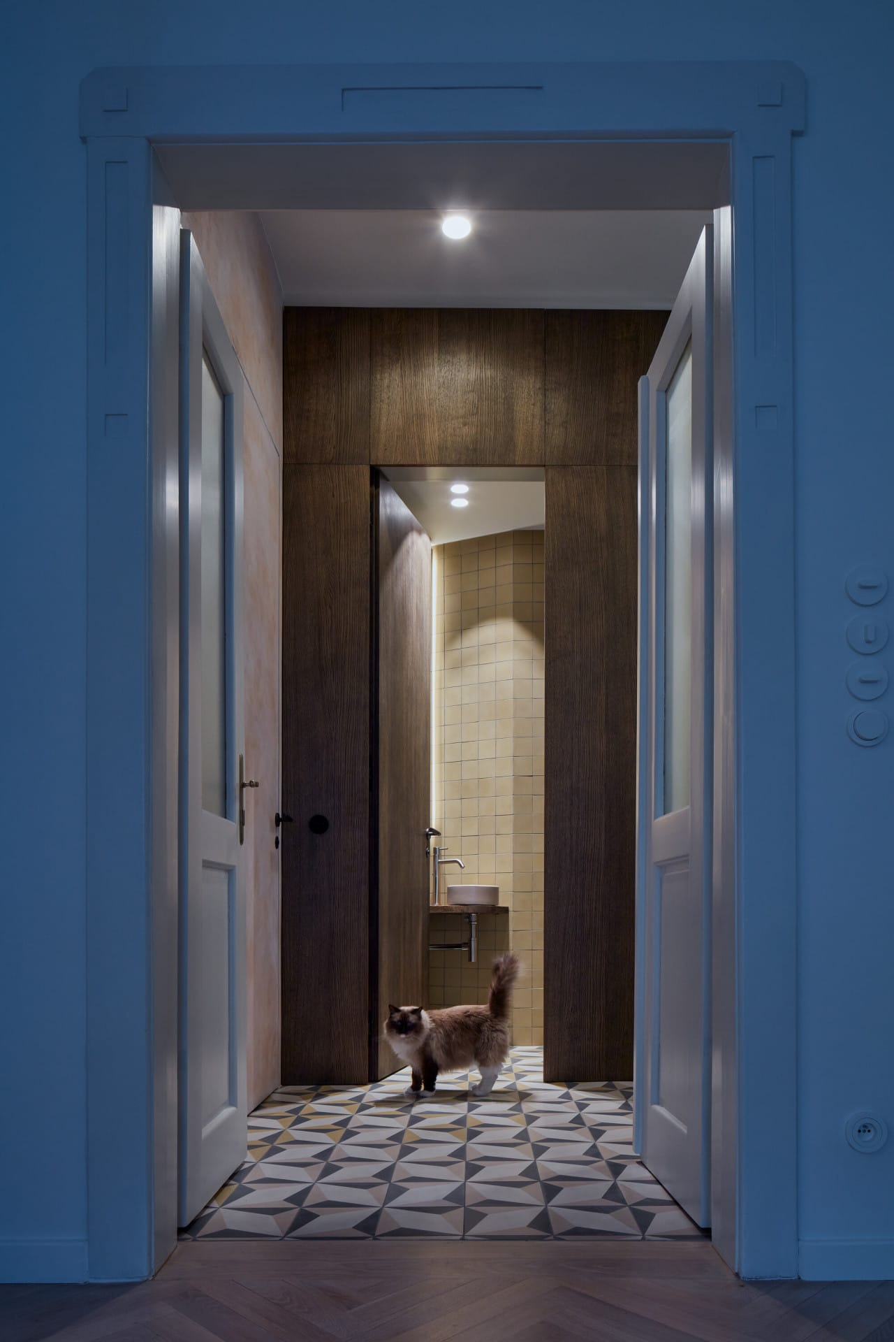 malfinio-apartment-e70-designalive-2