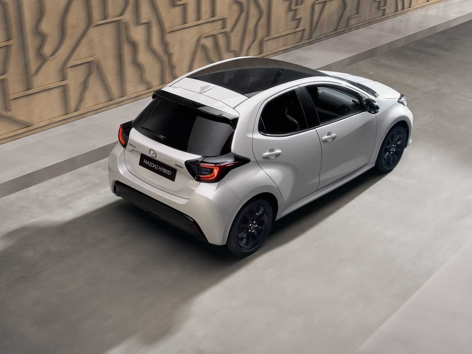 Mazda2_Hybrid_Jan_Bajtlik_designalive-10