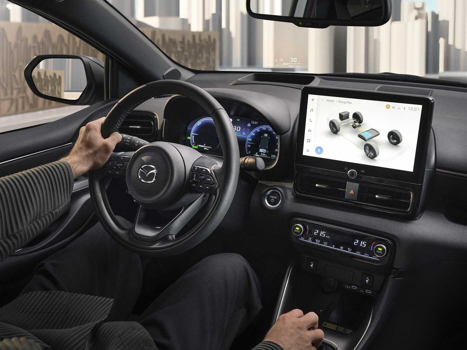 Mazda2_Hybrid_Jan_Bajtlik_designalive-3