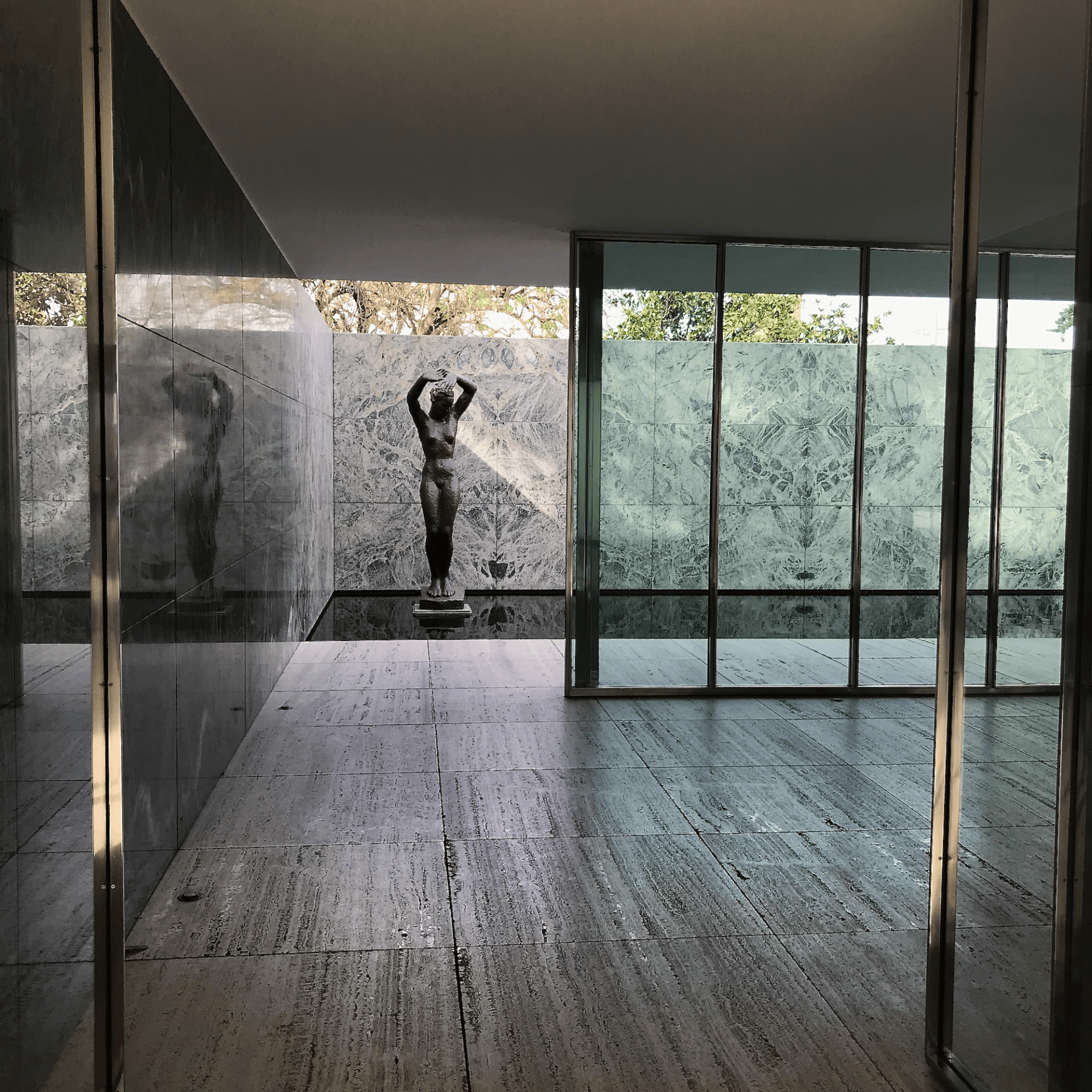 mies-van-der-rohe-pawilon-barcelona-designalive-17