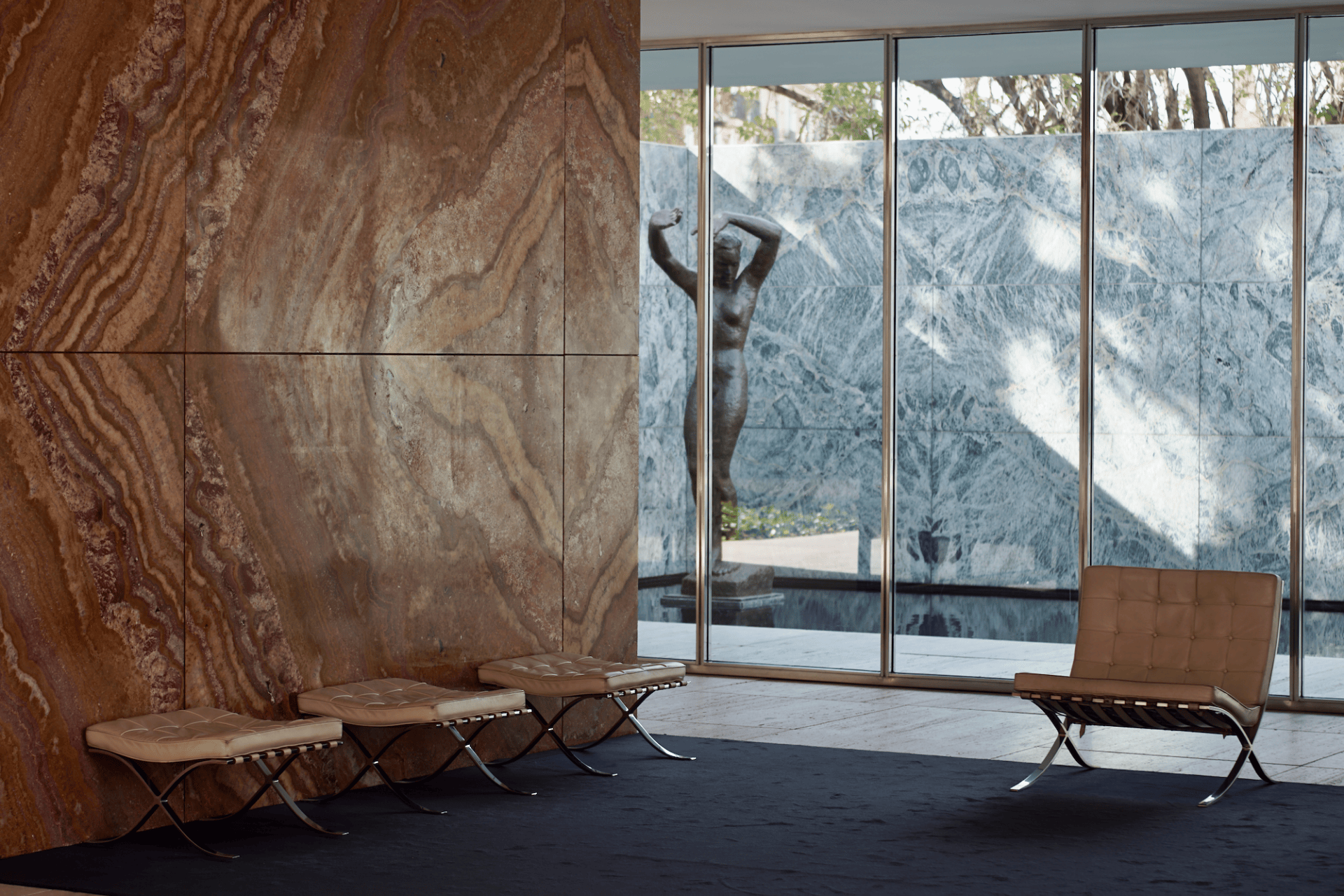 mies-van-der-rohe-pawilon-barcelona-designalive-5