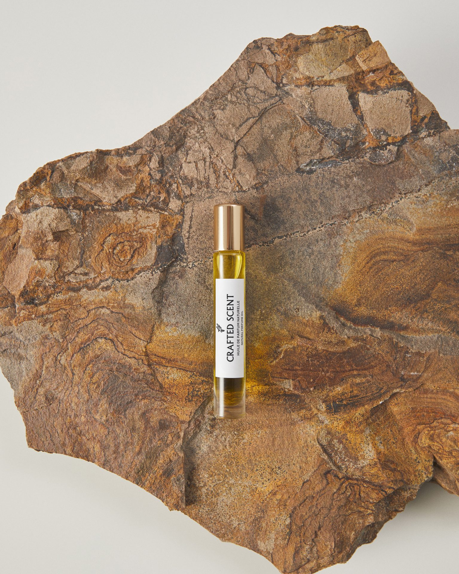 crafted-scent-by-molehill-producent-molehill-projektant-ukasz-krl-andre-pruski-igor-kubik-2_51152018060_o
