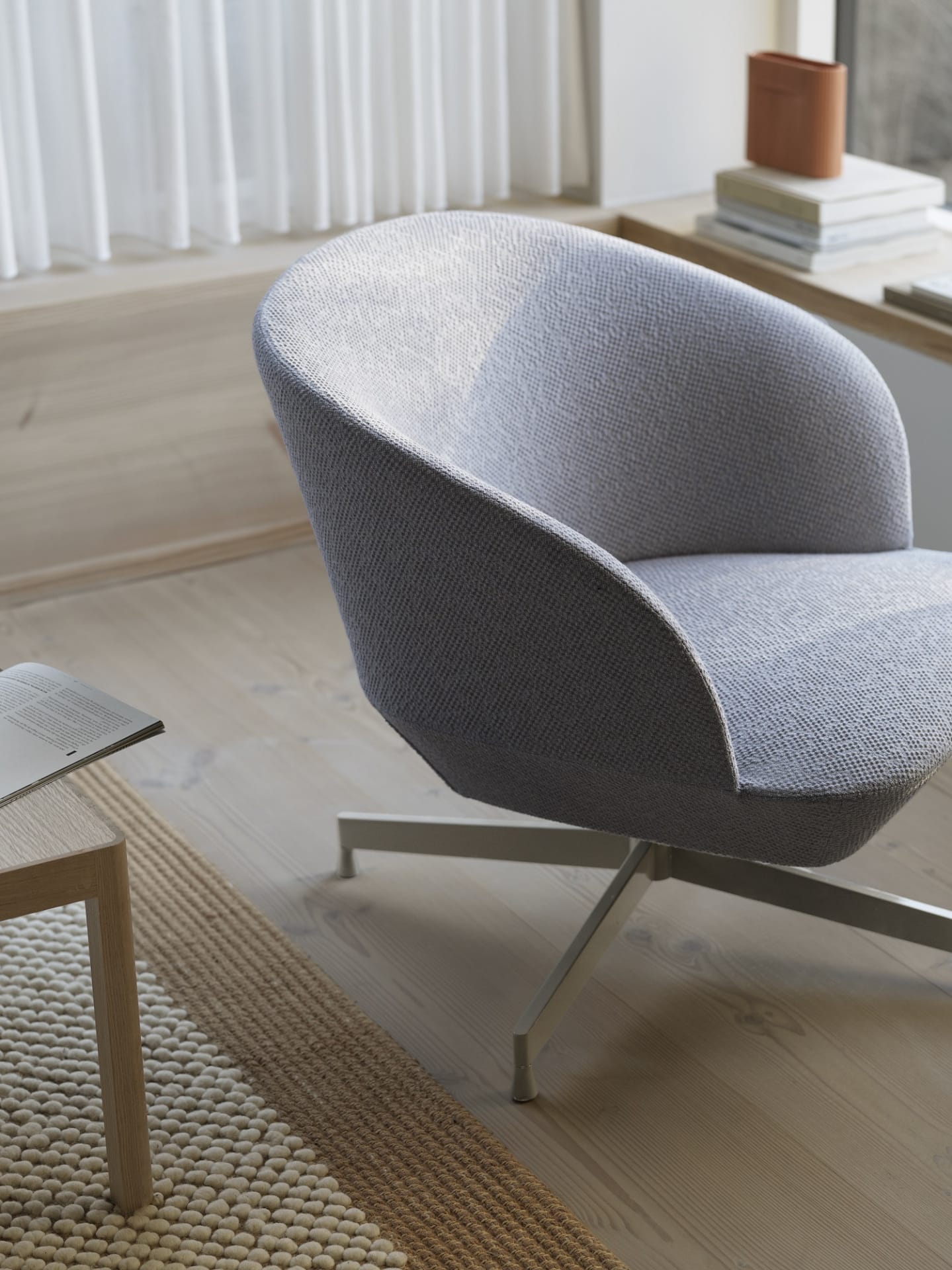 muuto_oslo-lounge-chair-designalive-10