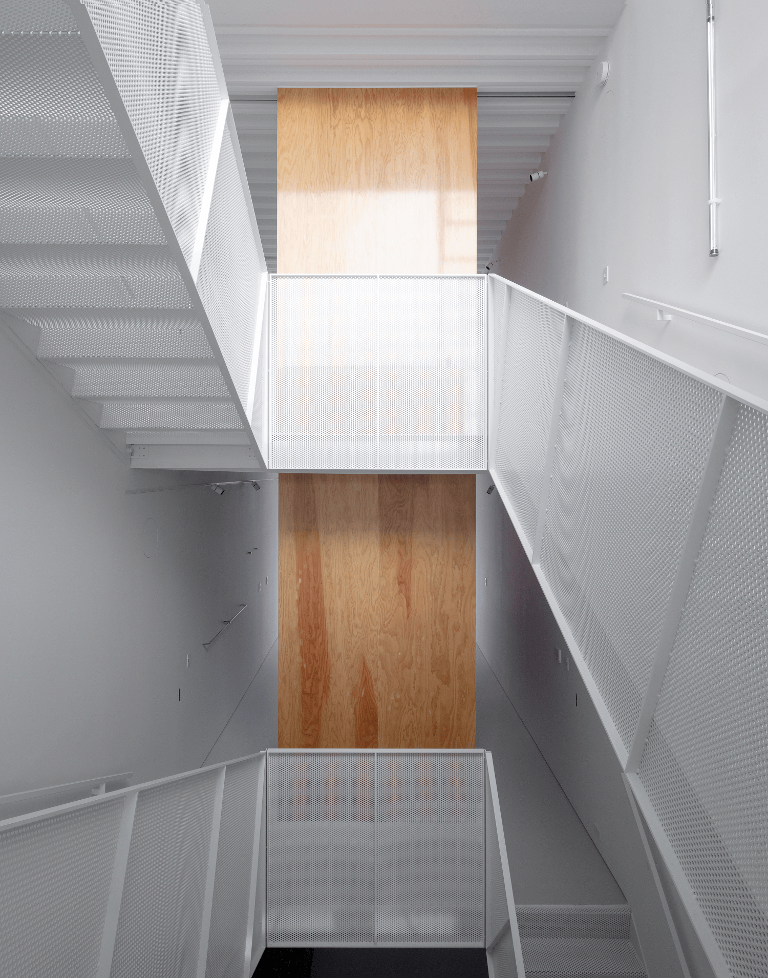 Karolina-Czeczek-Narrow-House_designalive-13