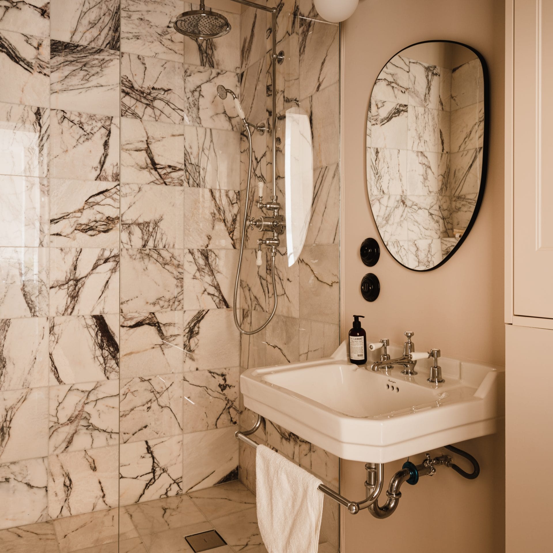 Studio_La_Folie_maly_apartament_na_Powislu_Natalia_Malarska_Design_Alive_18