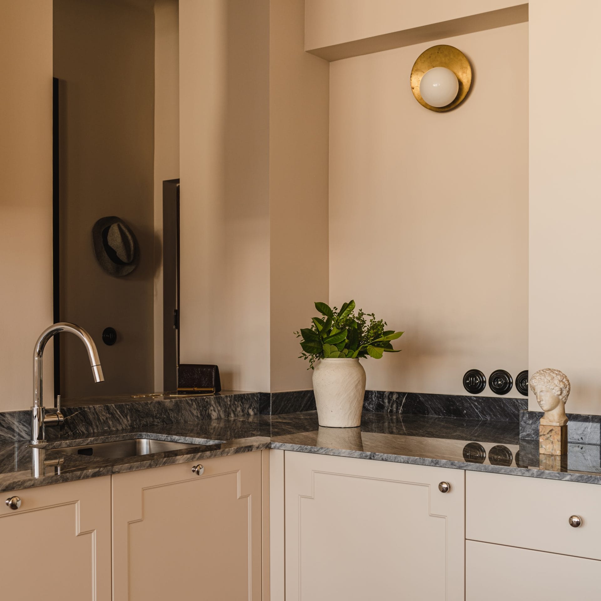 Studio_La_Folie_maly_apartament_na_Powislu_Natalia_Malarska_Design_Alive_2