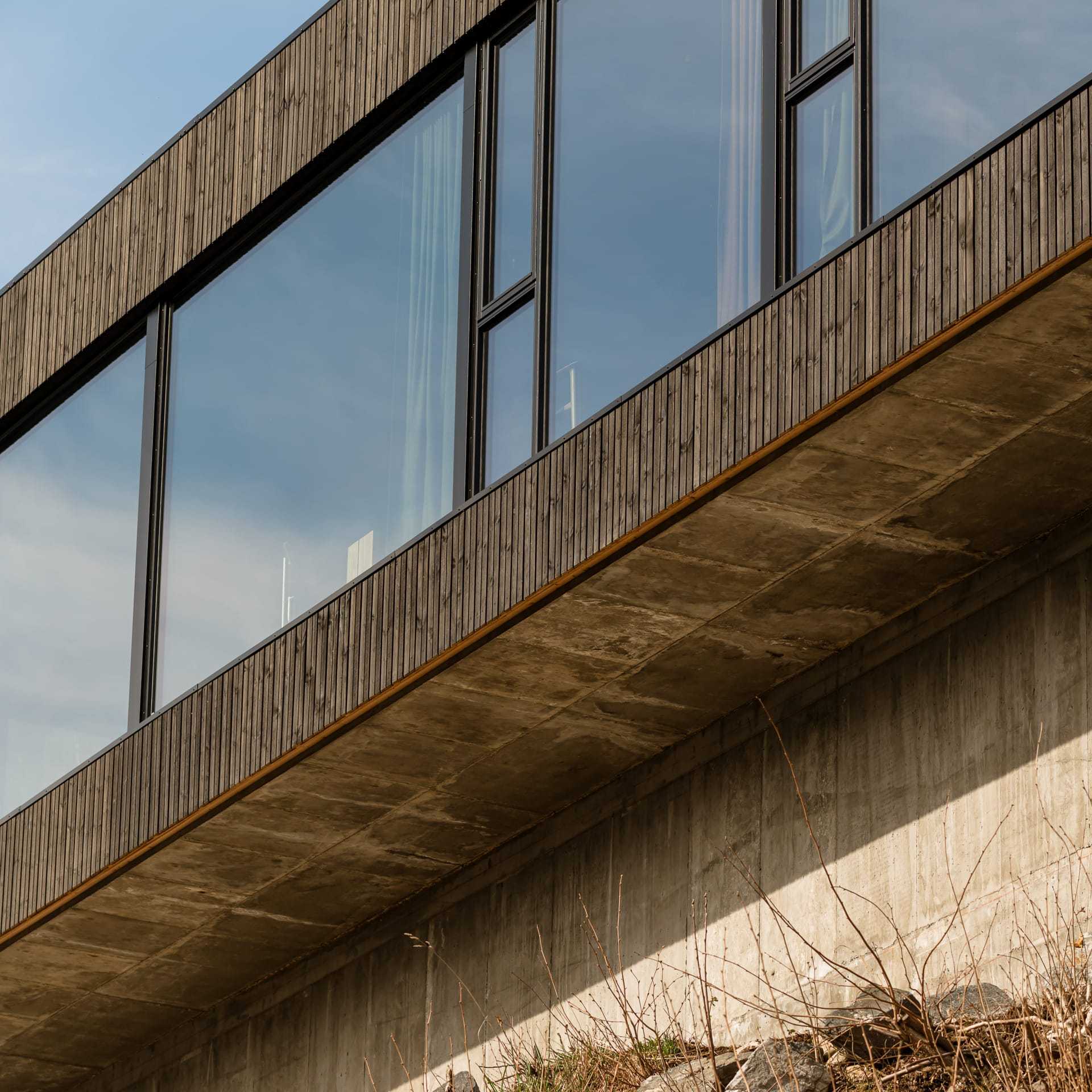 1_Office-Inainn_Holiday-Home_designalive-9