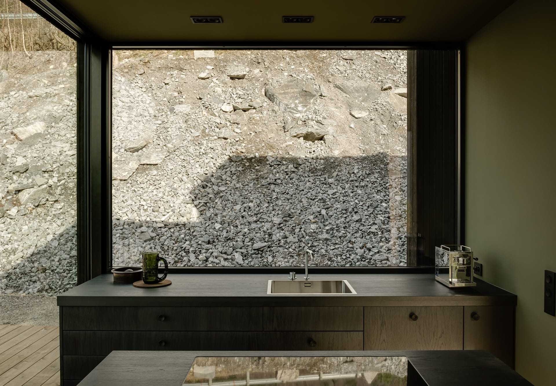 Office-Inainn_Holiday-Home_designalive-17