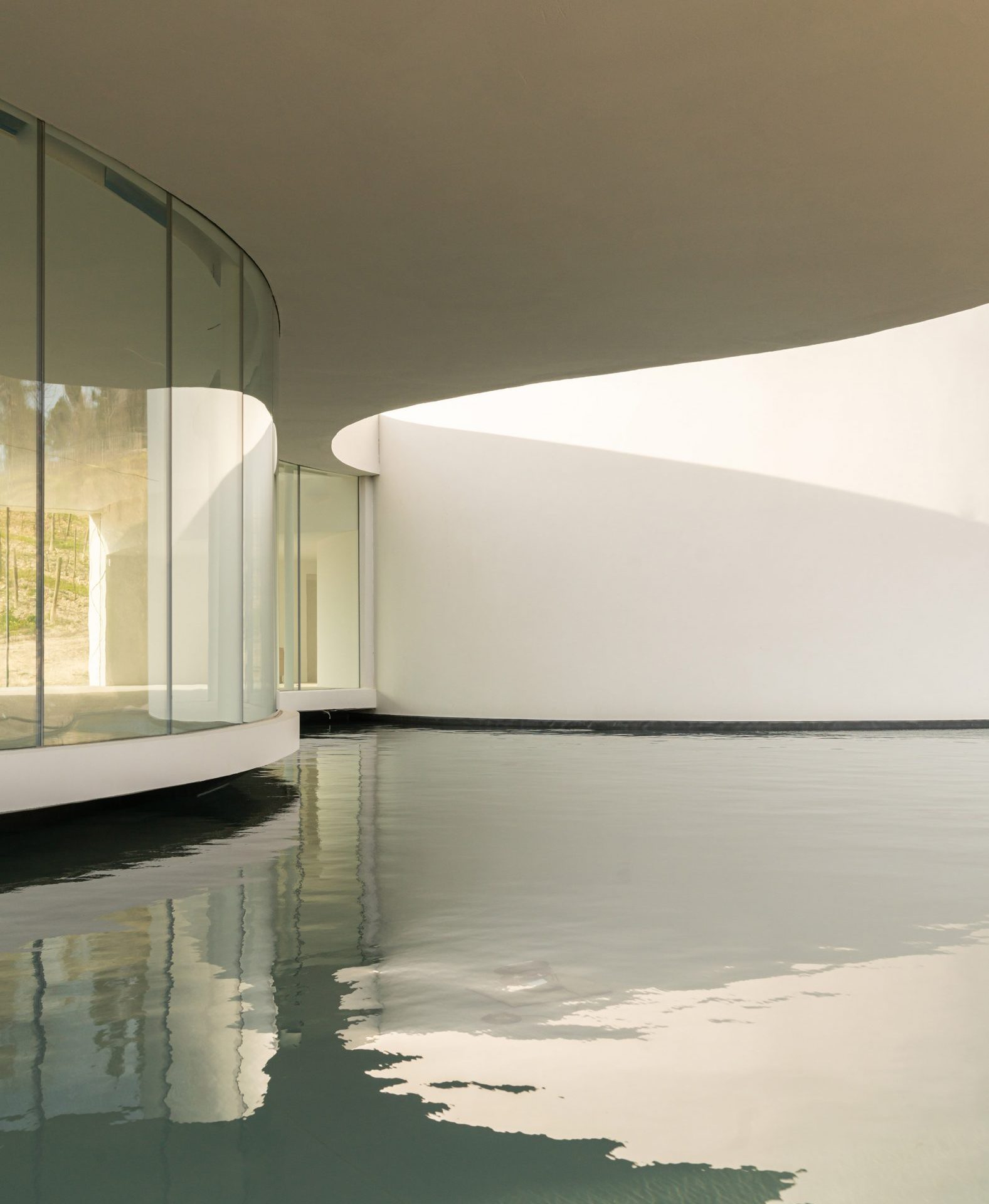Oscar_Niemeyer_Designalive4