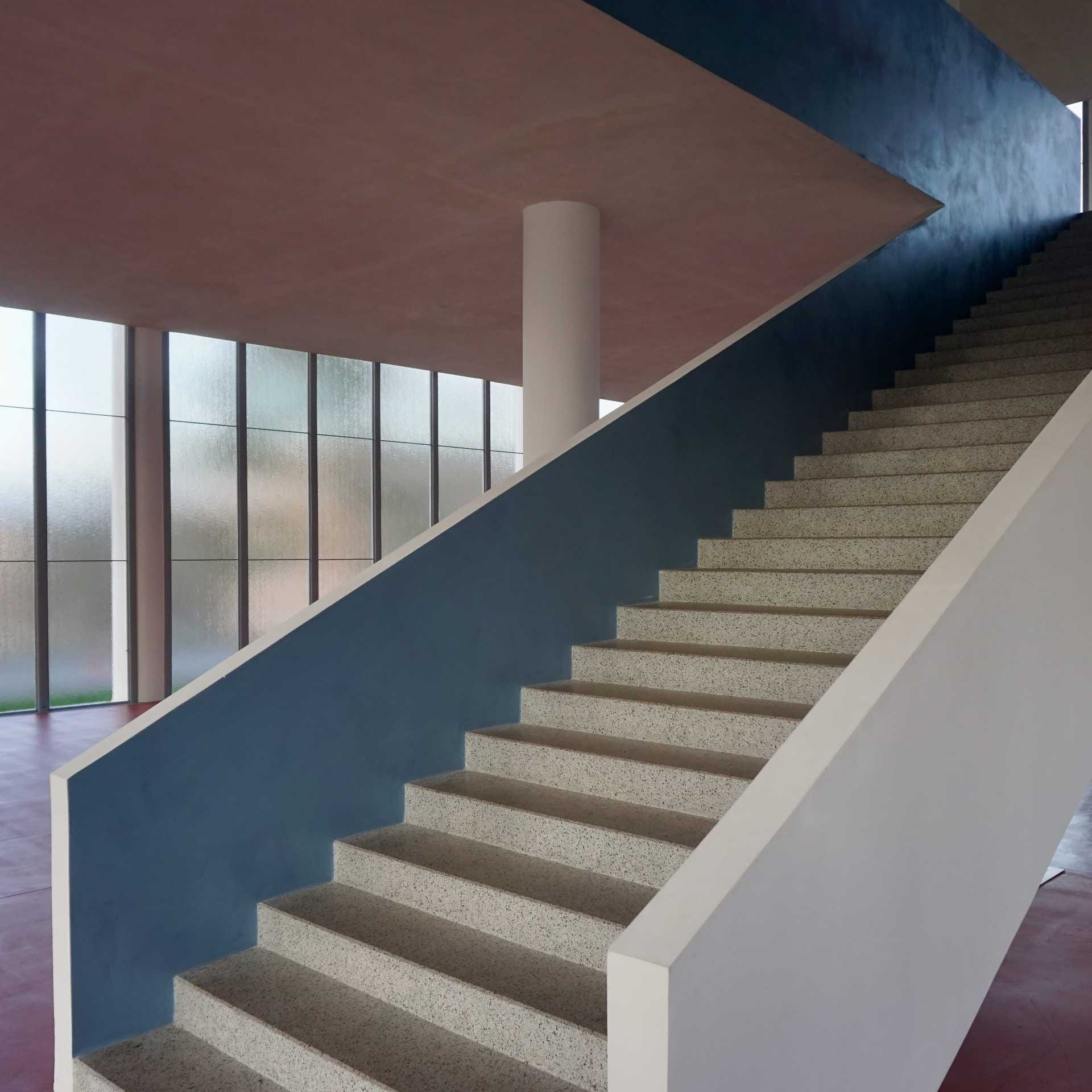 Pomnik-Tomasa-Baty_designalive-11