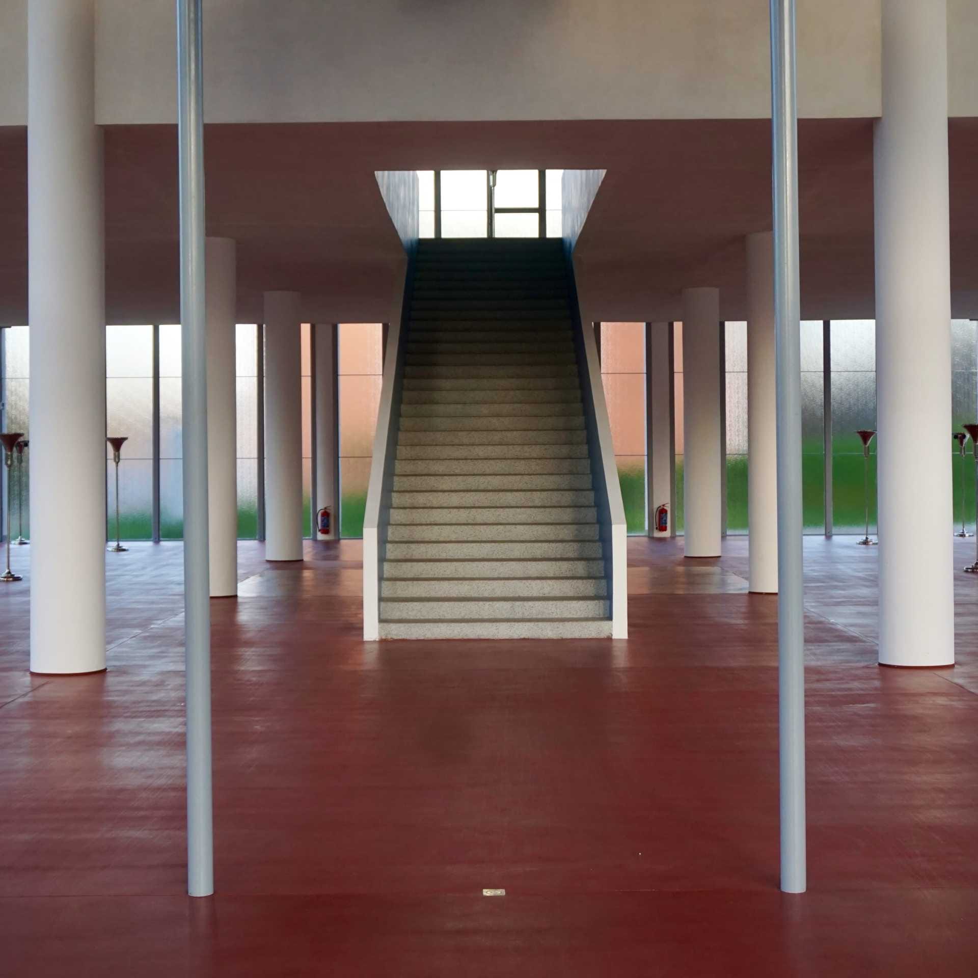 Pomnik-Tomasa-Baty_designalive-5