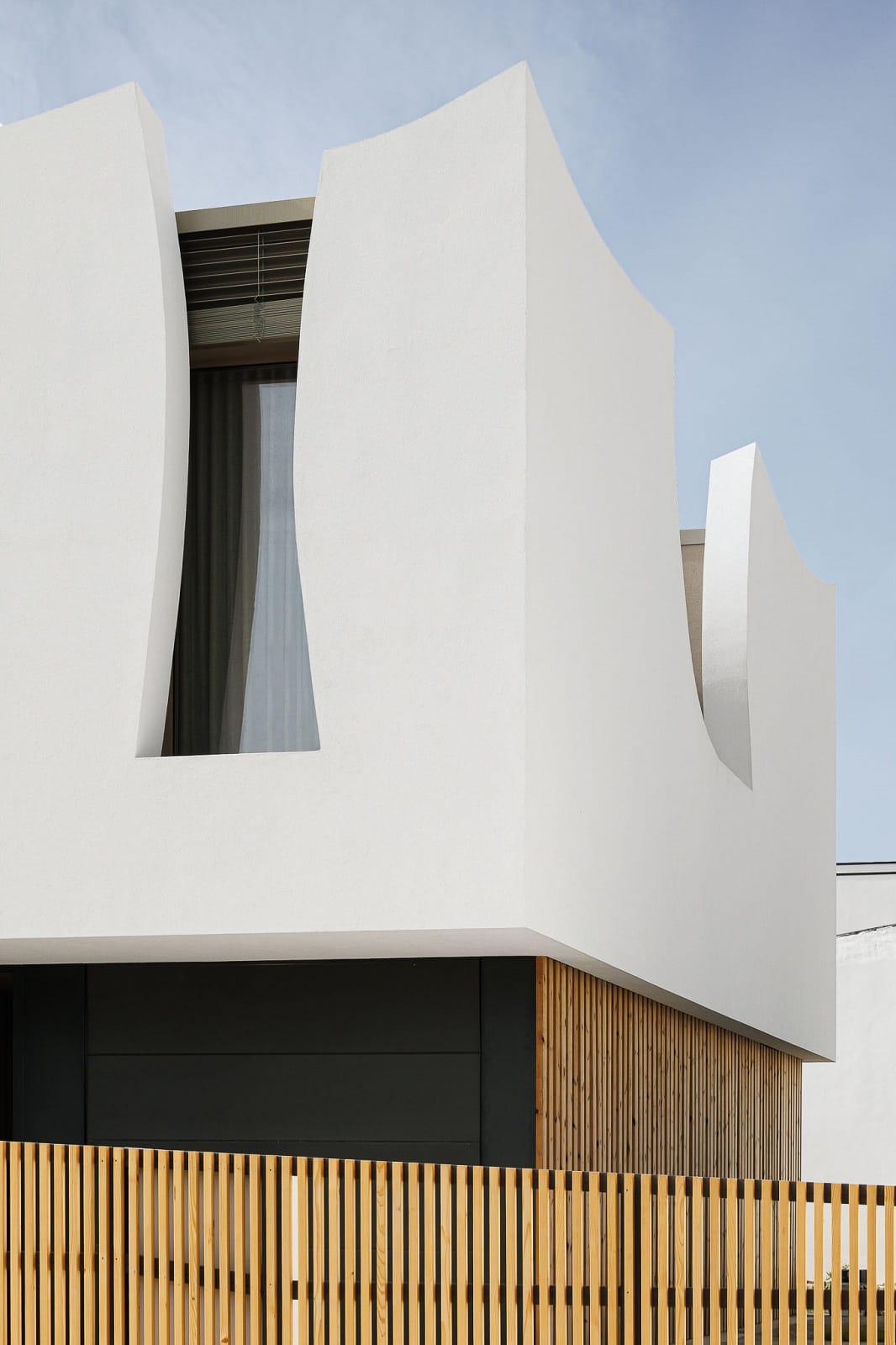Casa Pateos de Petelas em Gondomar com Arquitectura Sandra Casinhas e fotografias de Ivo Tavares Studio