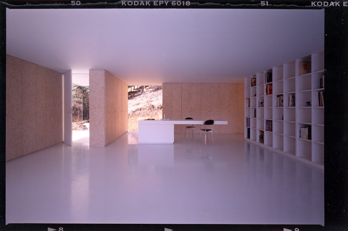 28shigeru-ban-furniture-house-02